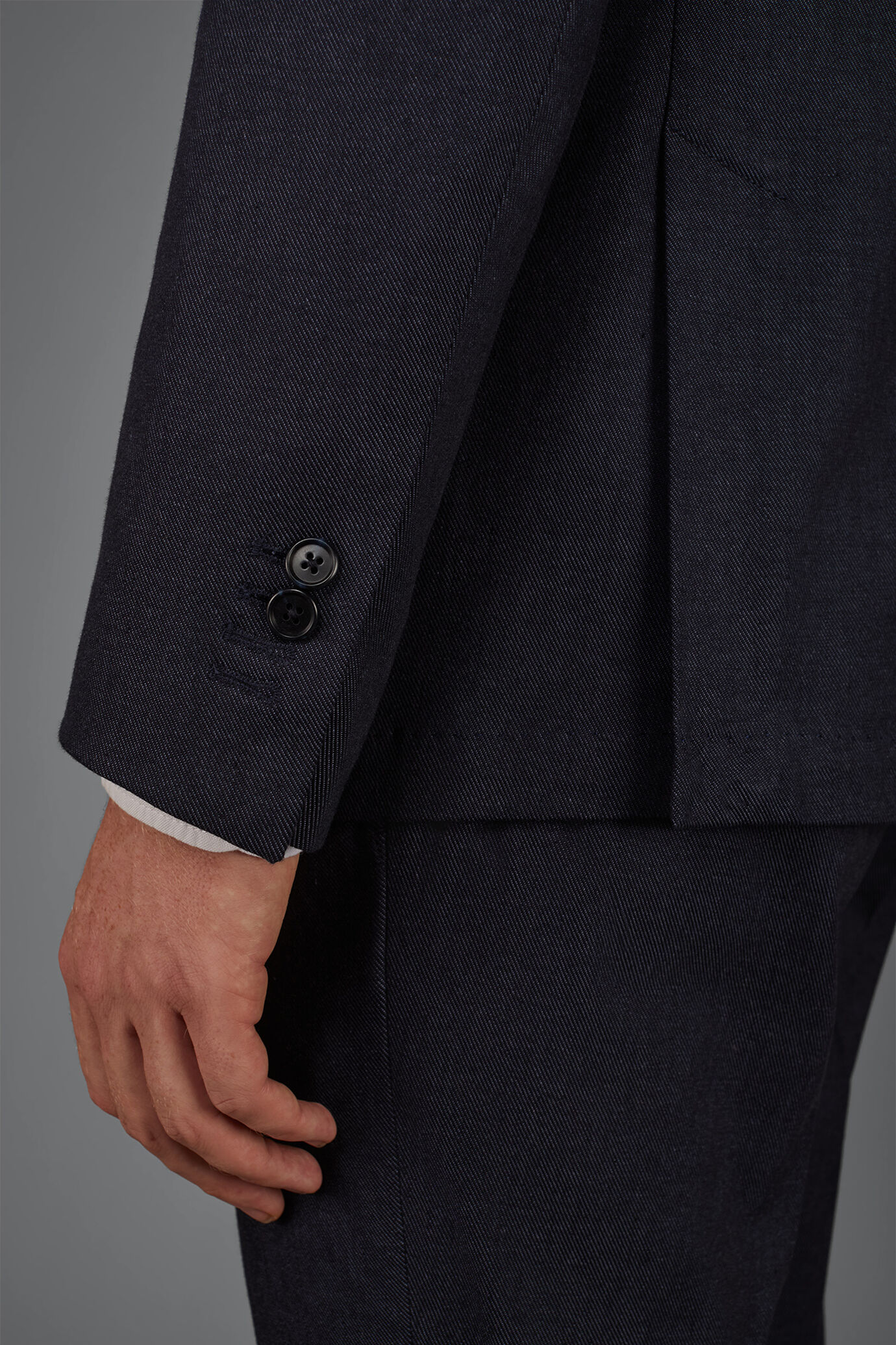 Ungef&uuml;tterte Herren-Zweireihige Jacke aus Chambray-Gewebe in Regular-Fit image number 3