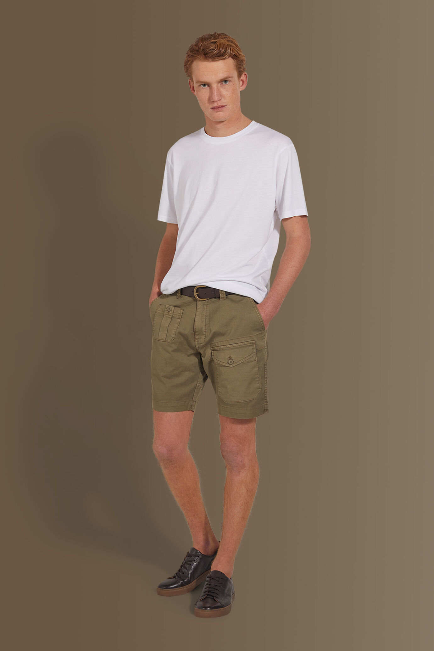 Bermuda uomo con tasche tessuto twill elasticizzato image number 1