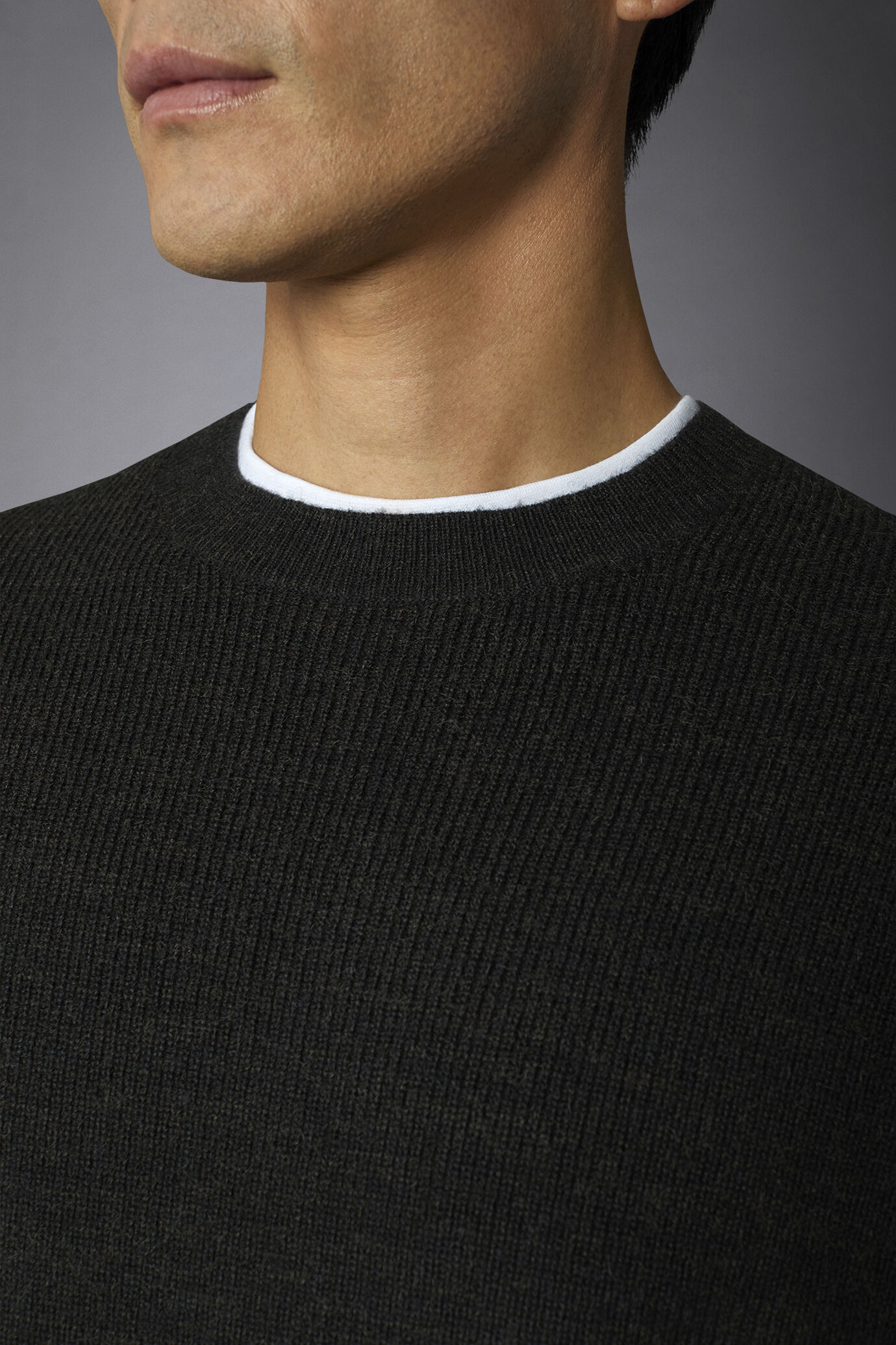 Pullover mit Rundhalsausschnitt und englischem Rippenstrick Regular Fit image number 2