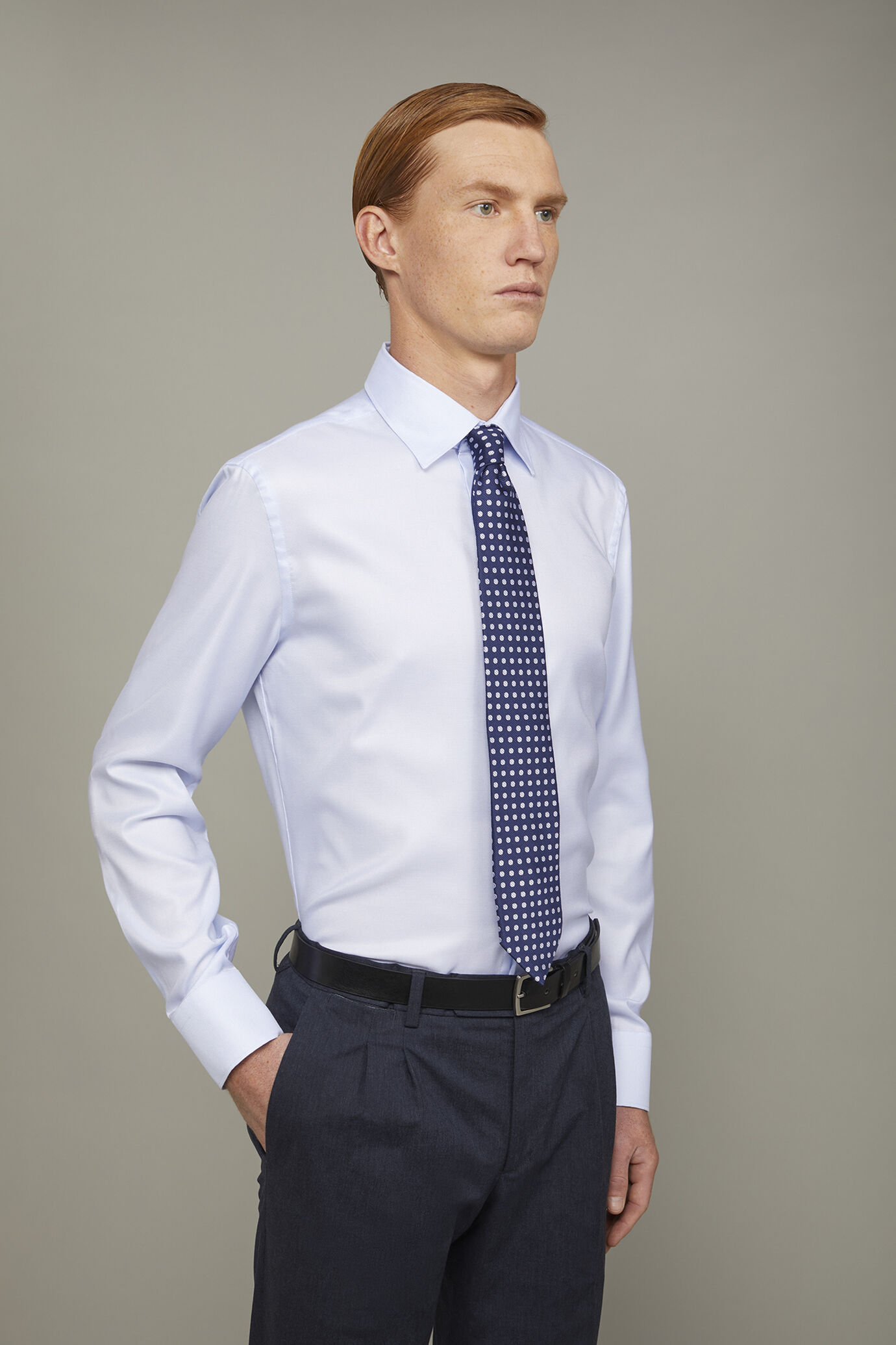 Chemise homme à col classique en tissu armuré 100 % coton uni coupe régulière