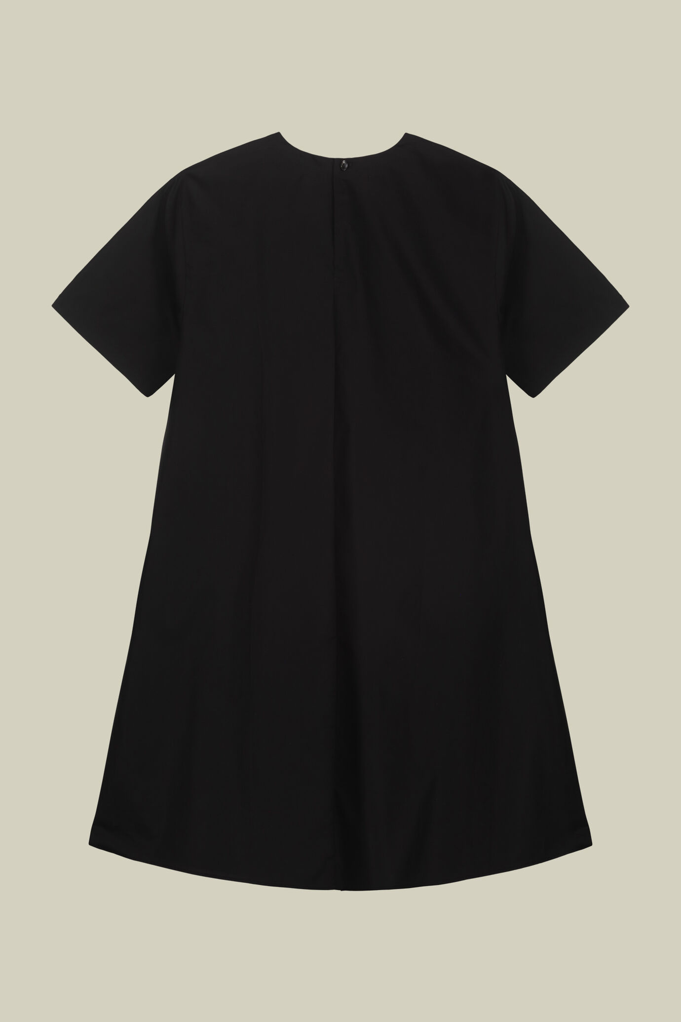 Short flared dress with short sleeves and side pockets image number 6