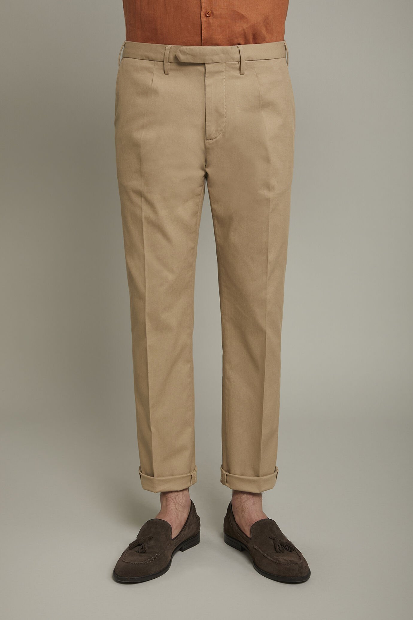 Klassische Herrenhose aus verstärktem Stoff mit Abnähern in bequemer Passform image number 3