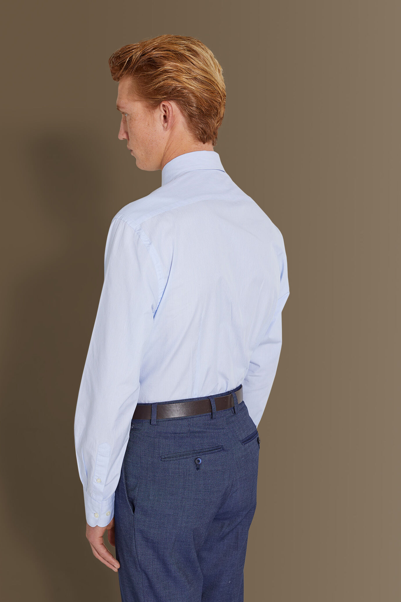 Camicia classica lavata uomo collo francese tinto filo popeline riga sottile image number 2