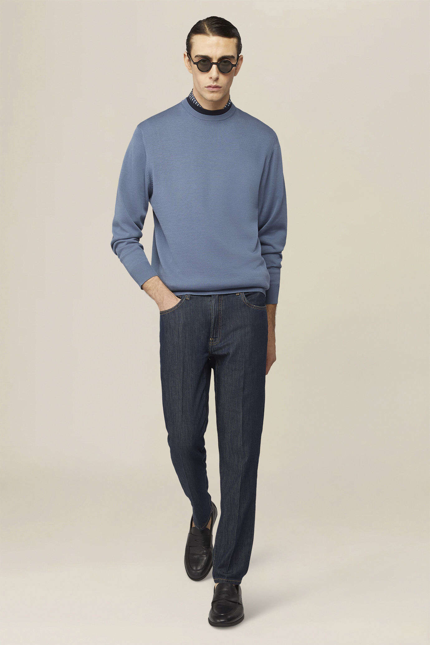 Men's crew neck jumper in 100% cotton image number 1