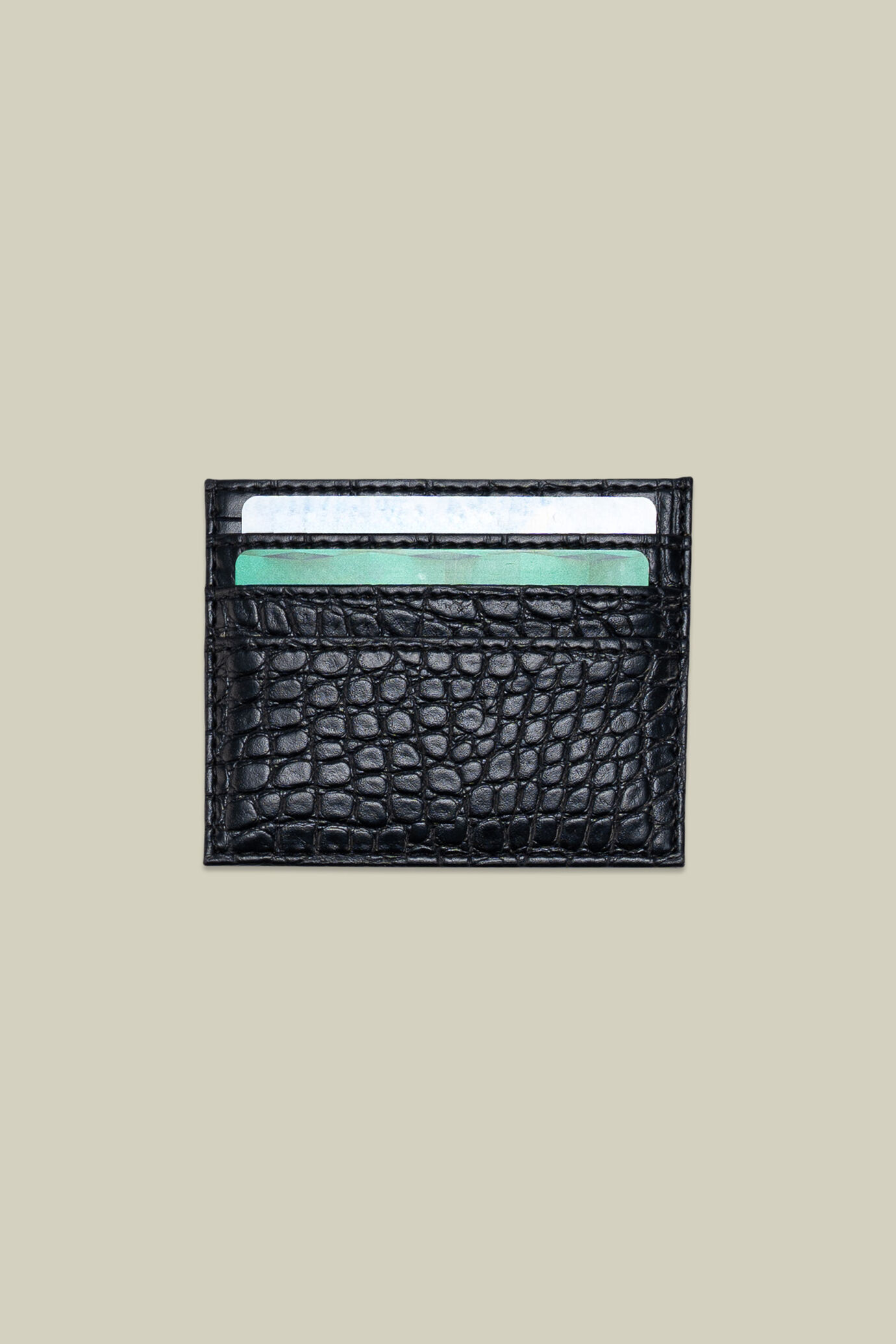 Men's card holder in matt crocodile-effect faux leather image number 0
