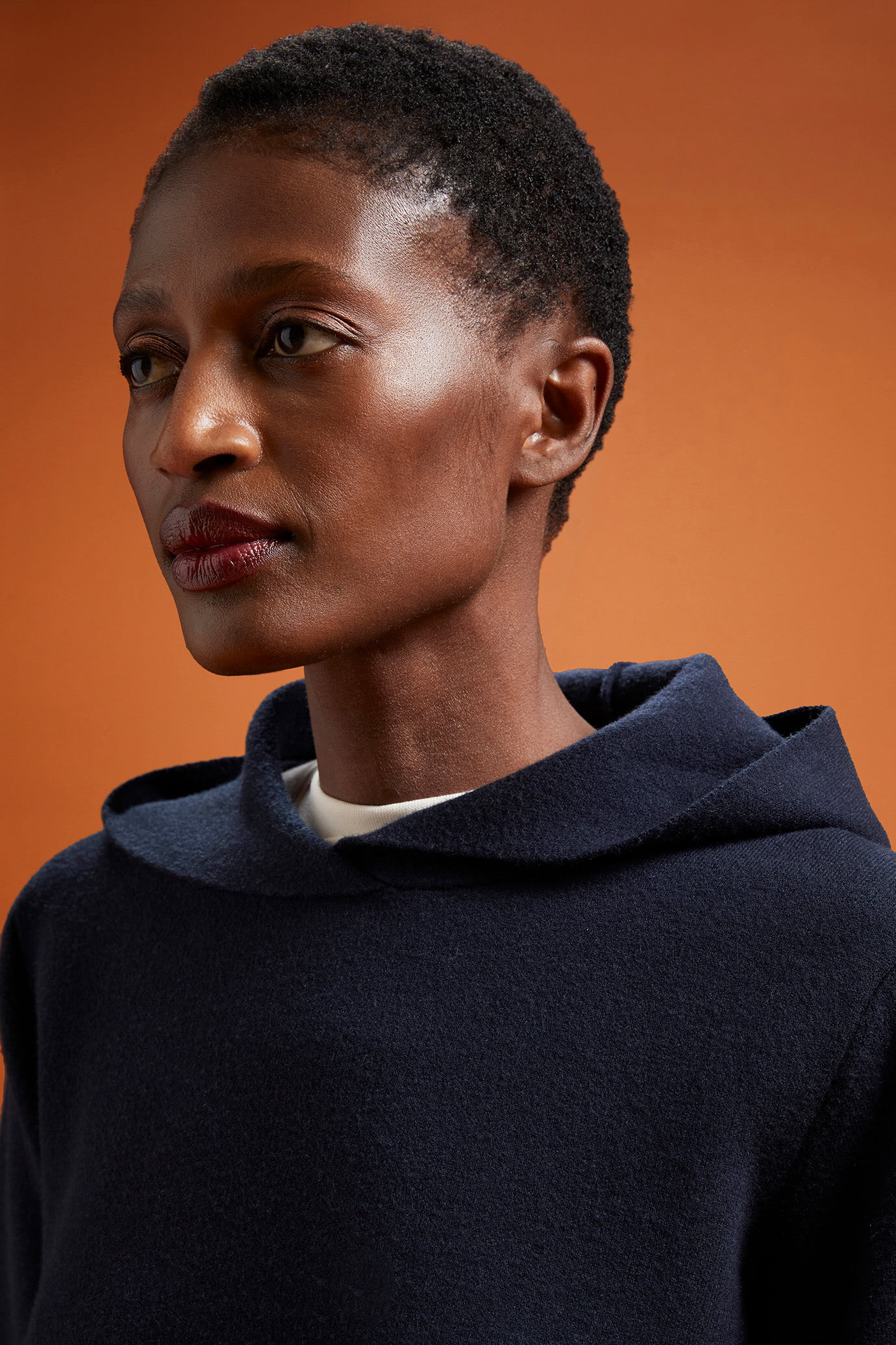 Women's regular fit plain hoodie with an embroidered logo image number 3