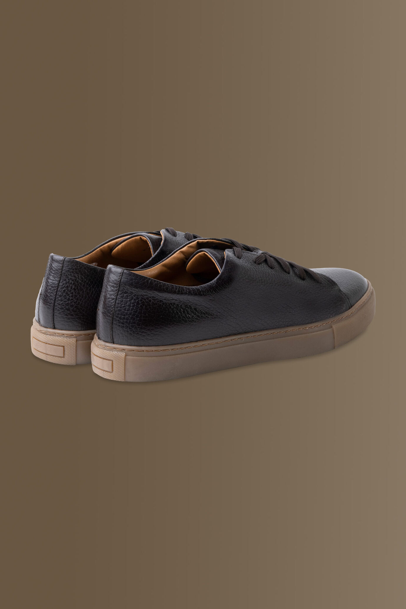 Sneakers in vera pelle effetto martellato uomo image number 3