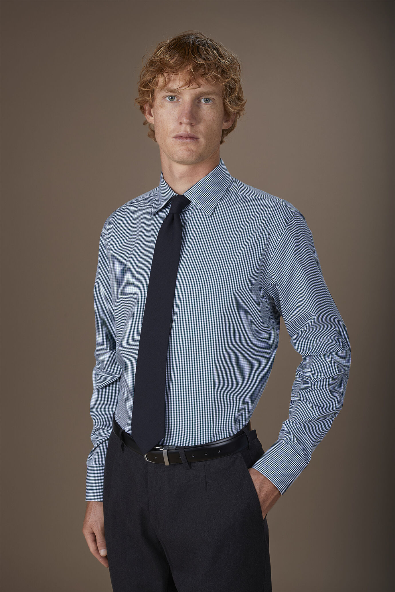 Camicia uomo con collo classico in 100% cotone e fantasia vichy