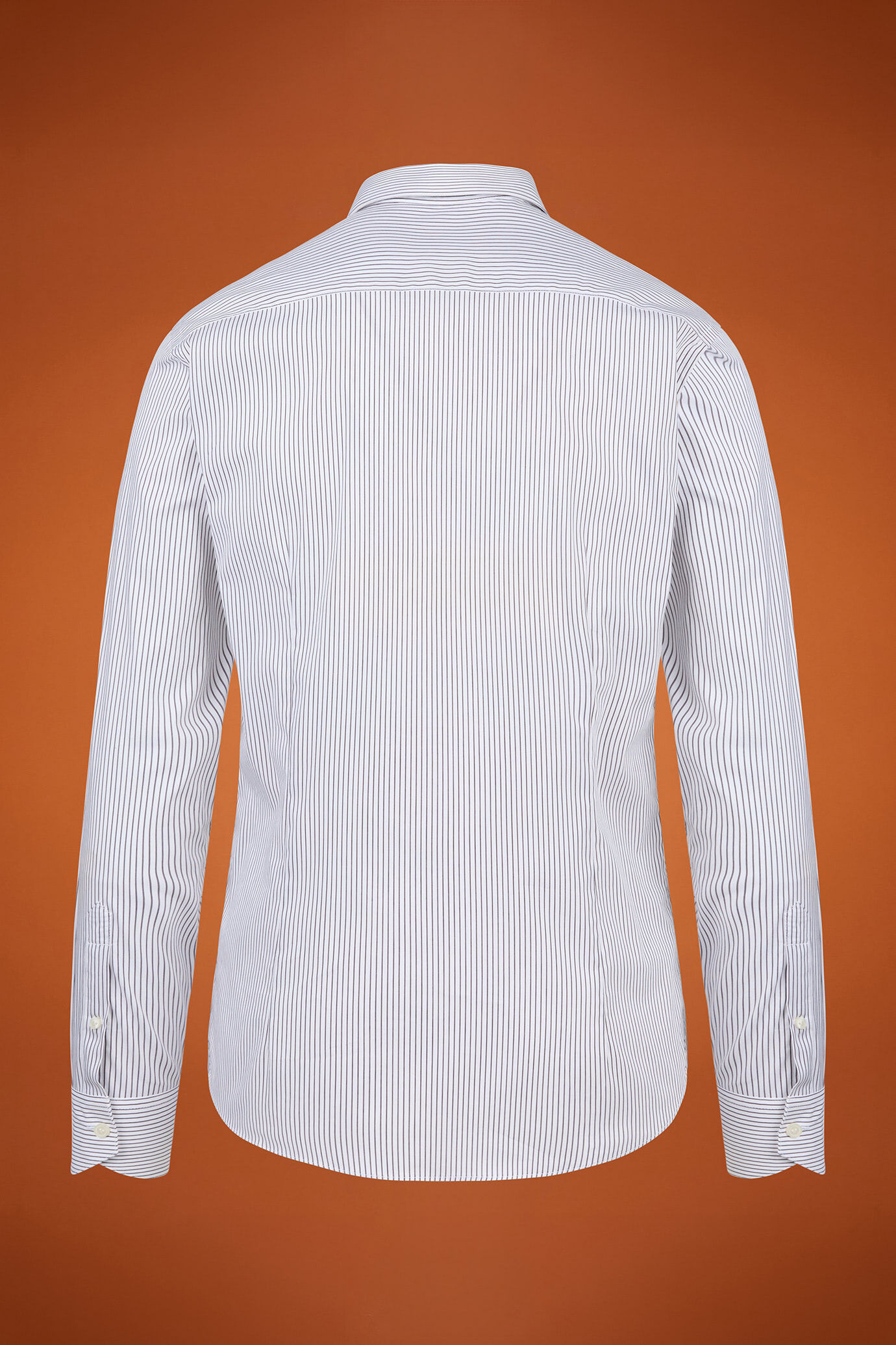 Camicia classica uomo con collo classico e tessuto tecnico tinto filo rigato regular fit image number 5