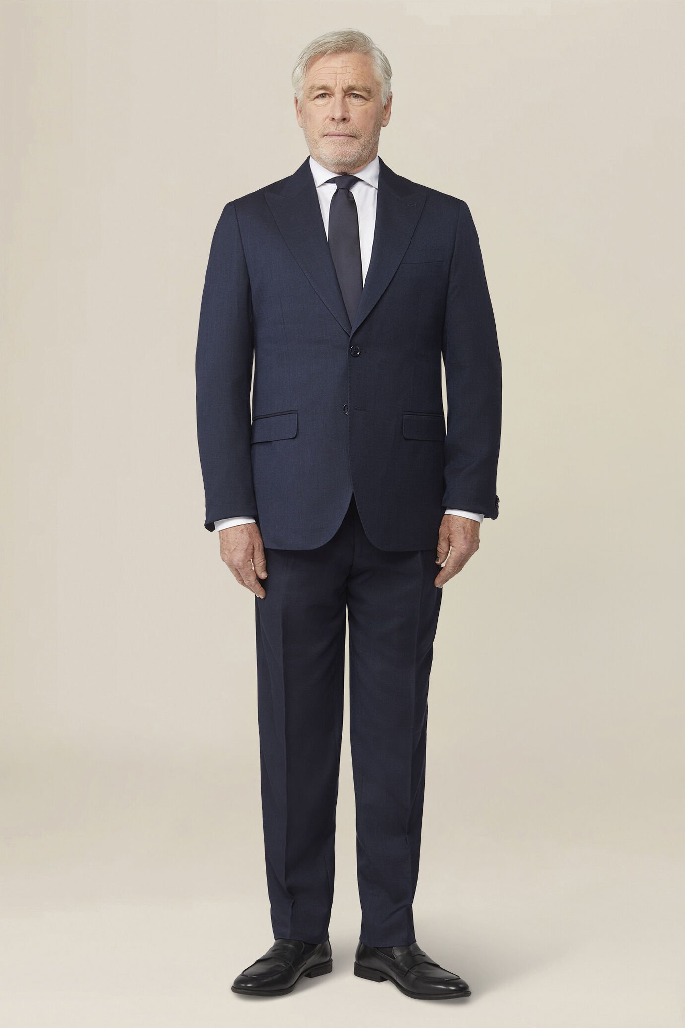 Costume homme simple boutonnage en tissu grisaille coupe classique image number 1