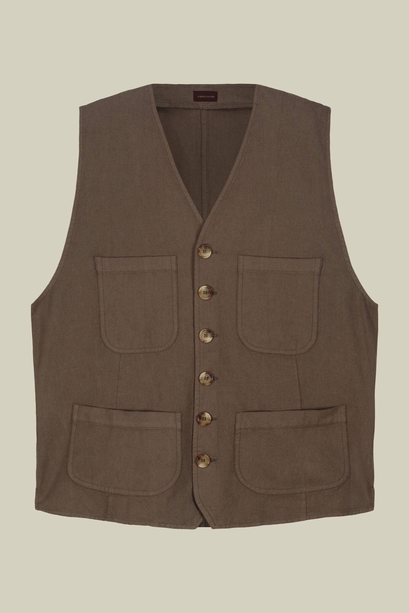 Men's vest with patch pockets and V-neck in linen and cotton blend