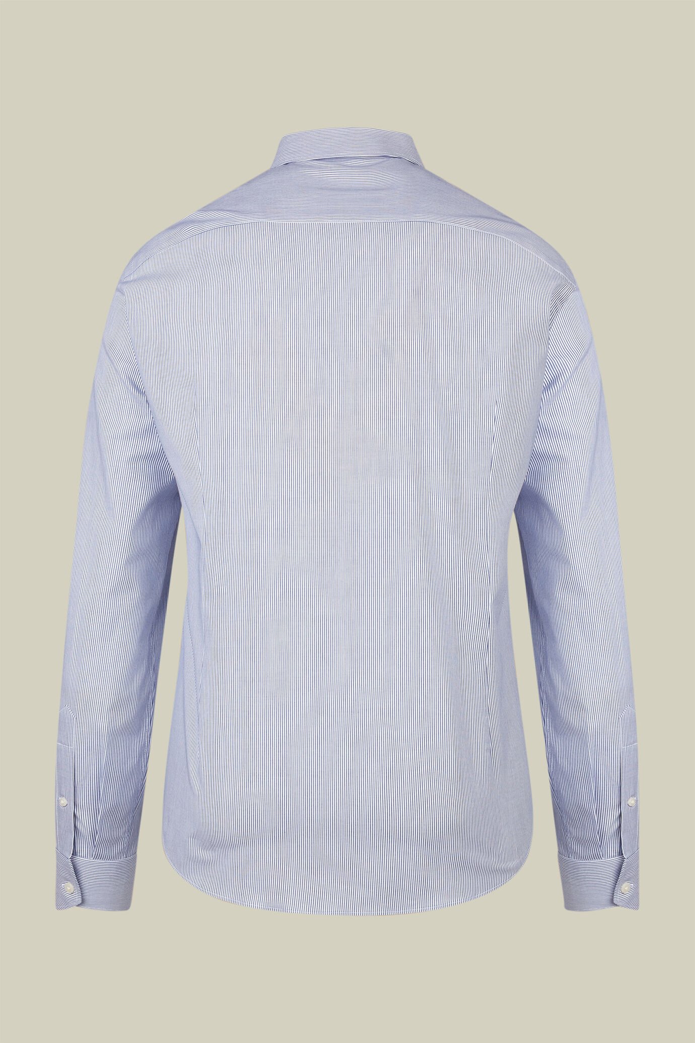 Chemise classique pour homme à col classique et tissu teinté dans la masse à rayures, coupe classique