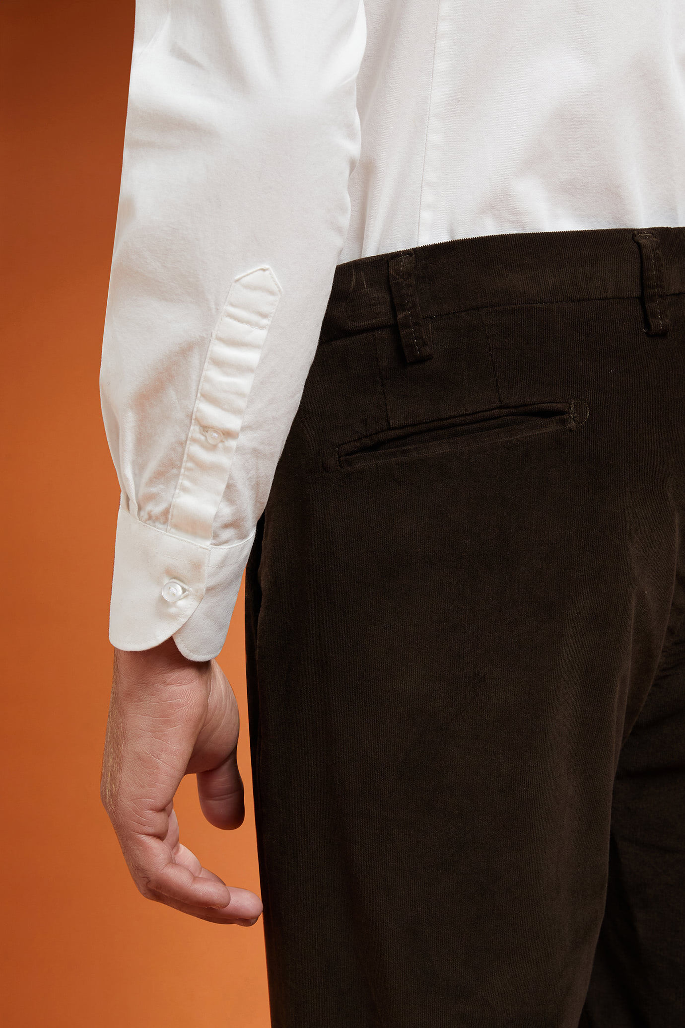 Pantalone classico uomo in velluto 1000 righe regular fit image number 3