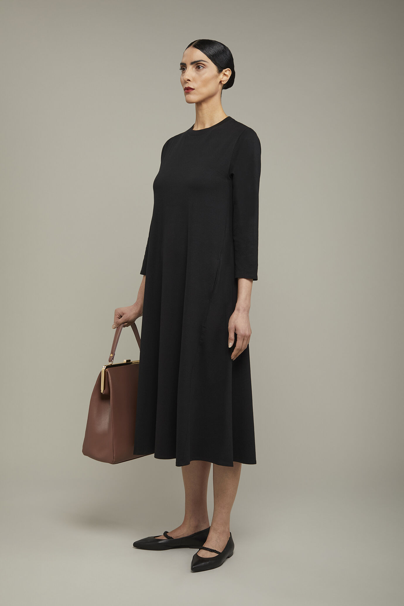 Abito Donna In Ecopelle Nero - Girocollo, Manica Lunga, Slim, Coulisse - Media Lunghezza