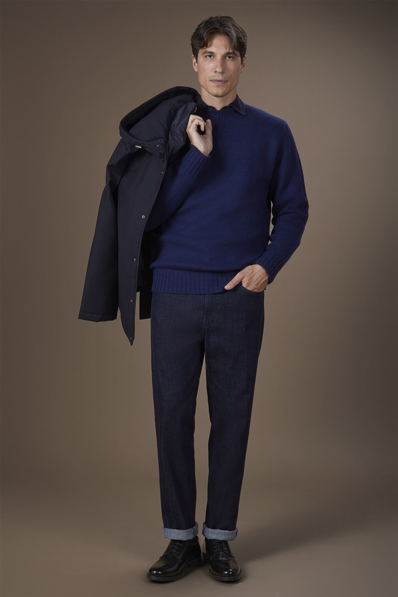 Pull homme à col rond, 100% laine, coupe classique image number 1