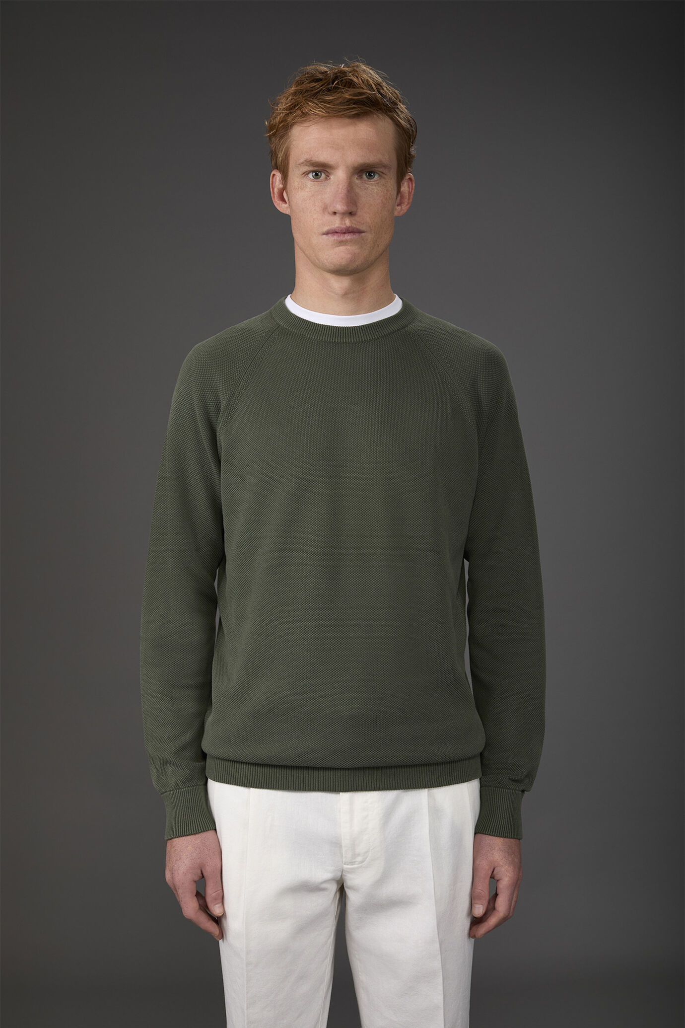 Herren-Pullover mit Rundhalsausschnitt aus reiner Baumwolle mit Raglanärmeln