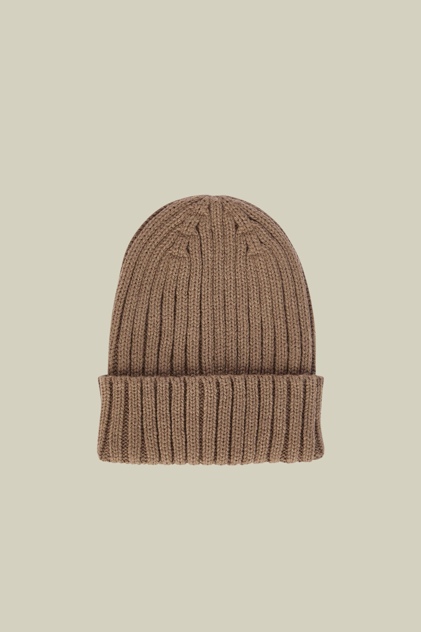 Men's ribbed knit hat in a wool blend Men's ribbed knit hat in a wool blend