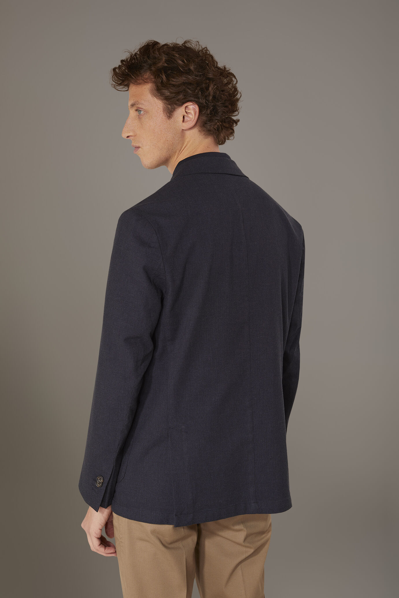 Einreihige Jacke mit aufgesetzter Tasche image number 3