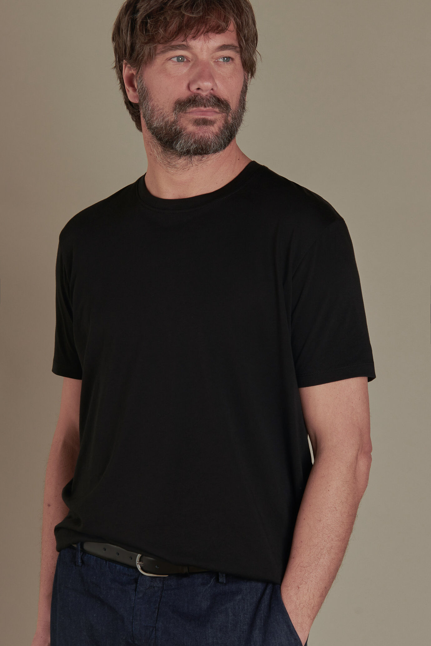 T-shirt uomo manica corta tinta unita in 100% cotone supima image number 1