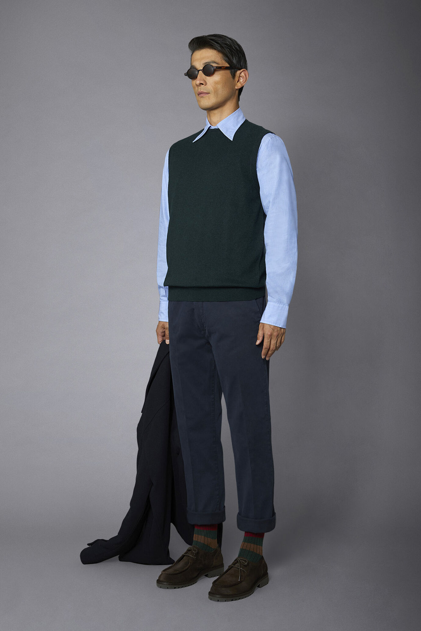 Klassische Chino-Hose in normaler Passform aus Twill image number 1