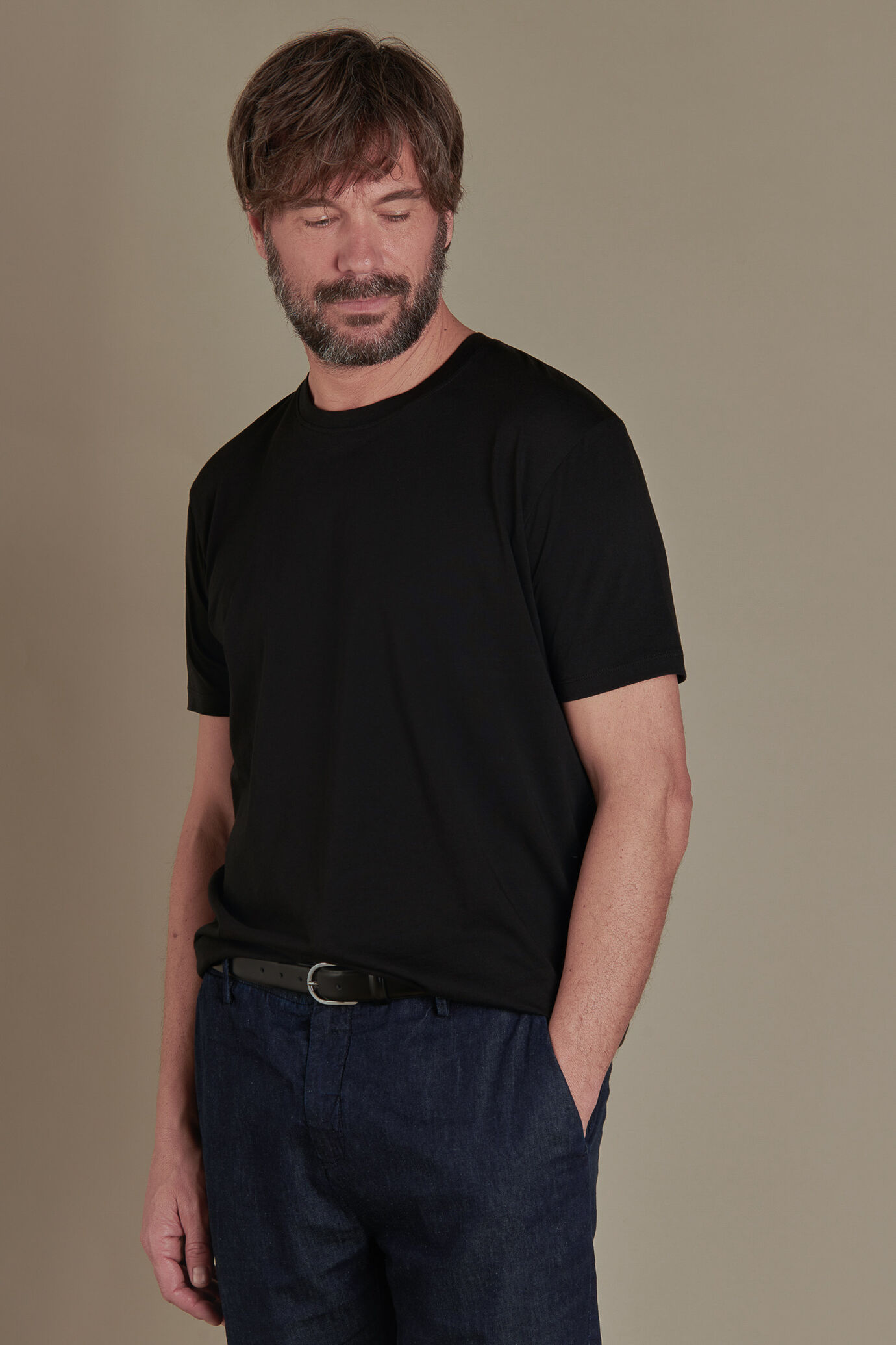 T-shirt uomo manica corta tinta unita in 100% cotone supima image number 0