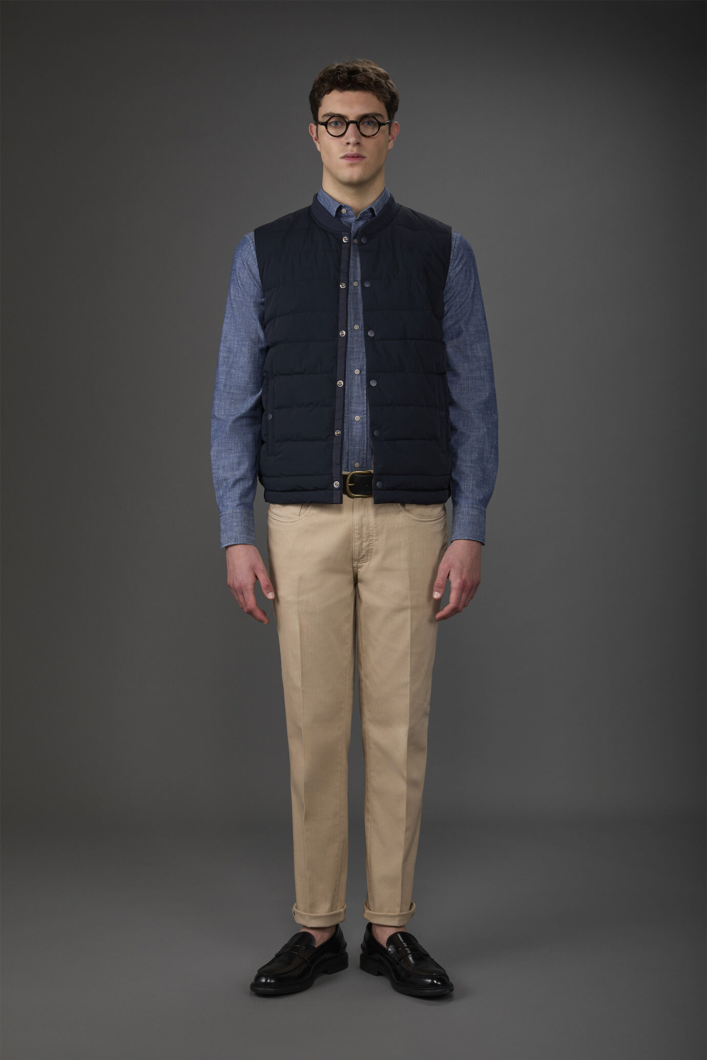 Gilet uomo reversibile bi-colore con imbottitura leggera image number 0