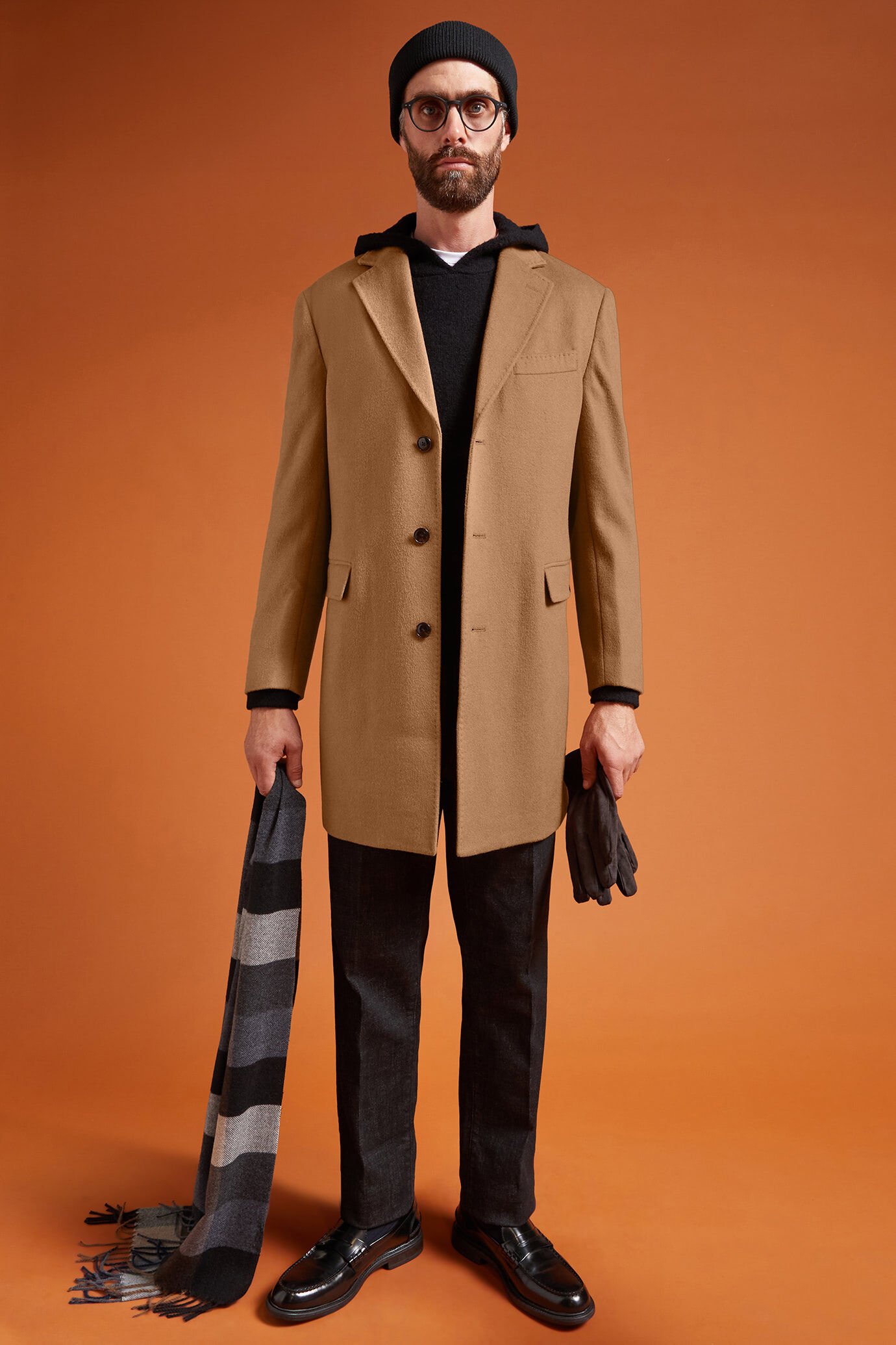Men's regular fit single-breasted classic coat in a wool blend image number 1