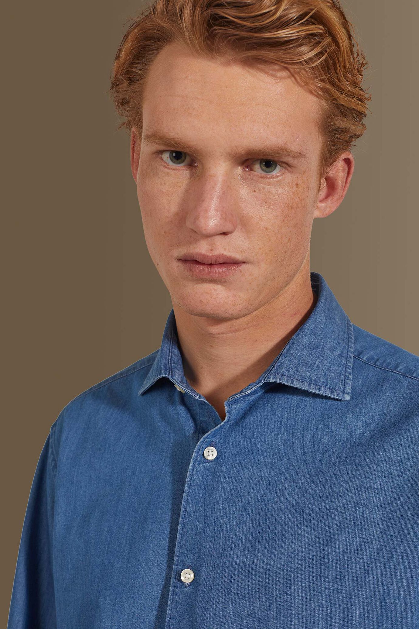 Camicia casual uomo collo francese tessuto jeans image number 2