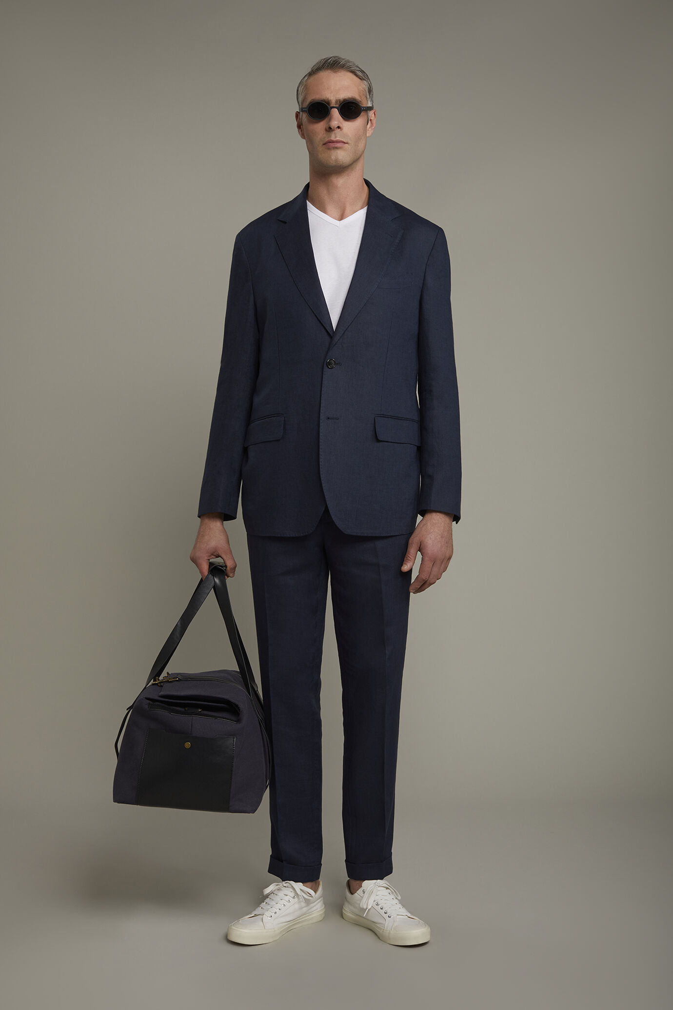 Abito uomo monopetto 100% lino regular fit image number 0