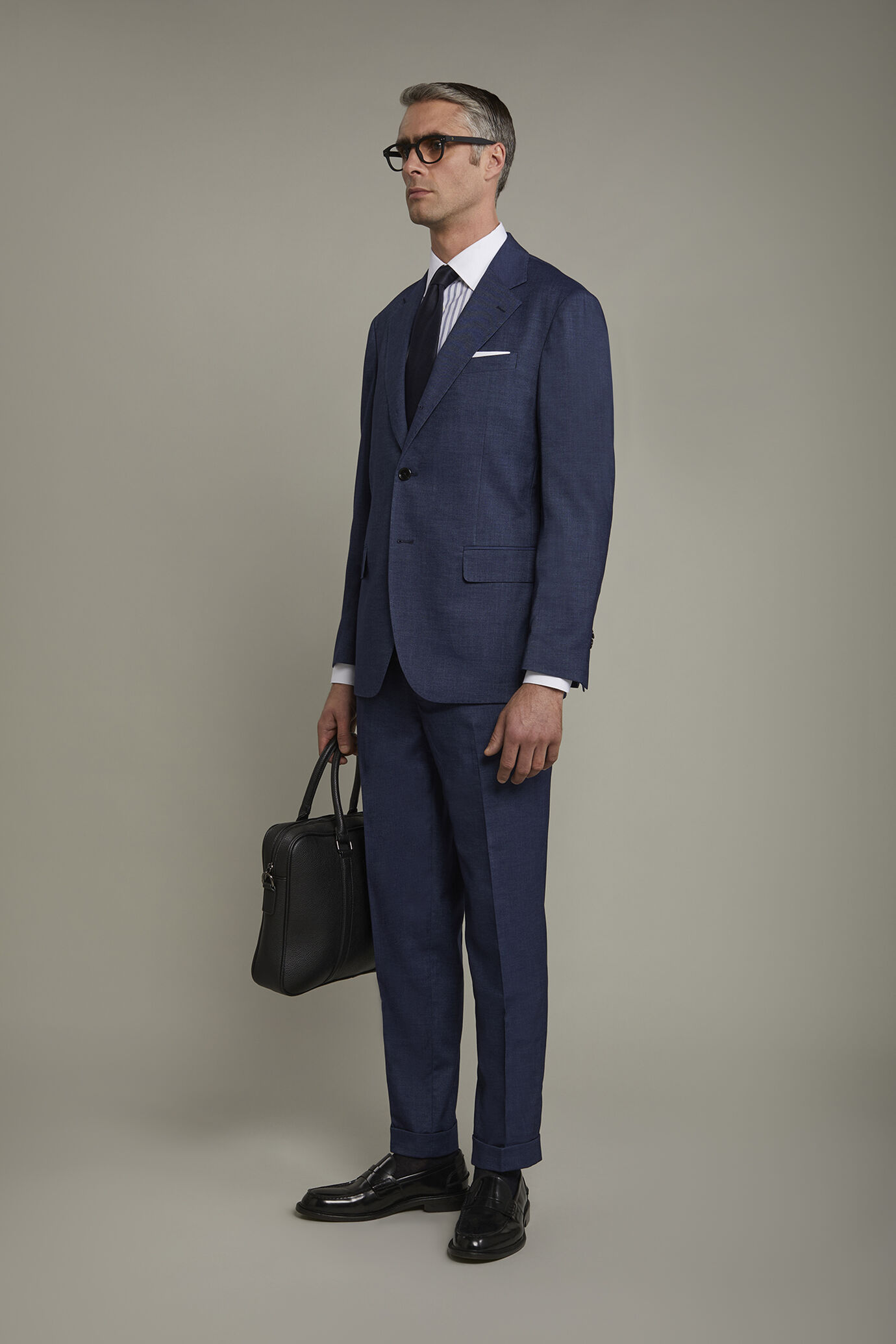 Men's single-breasted three-button regular fit suit image number 1