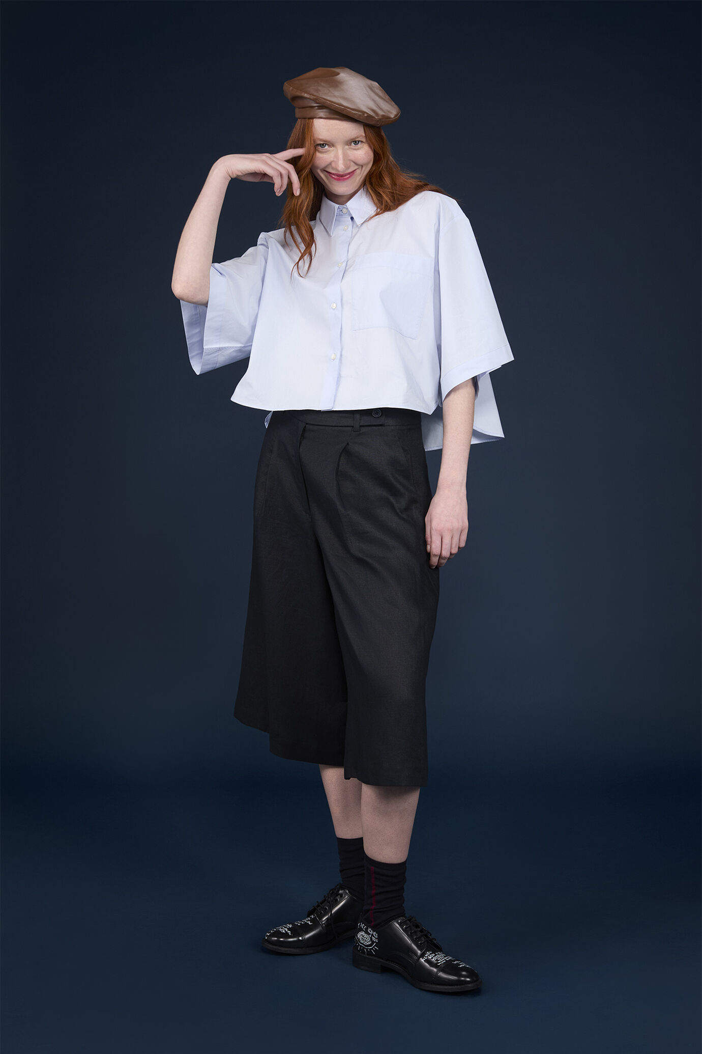 Bermuda skirt with a wide cut 100% linen image number 0