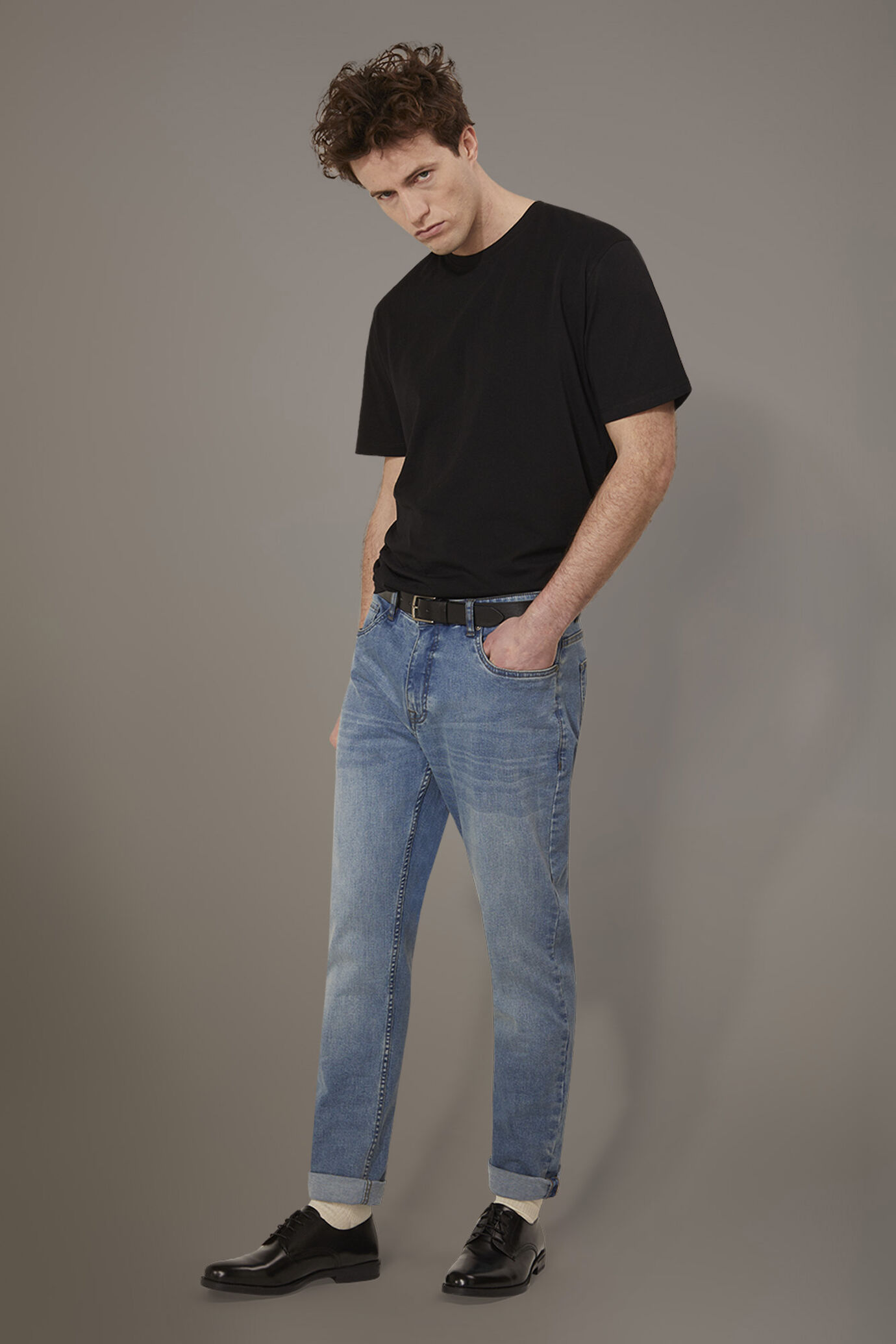 Jeans 5 pockets regular fit denim fabric image number 2