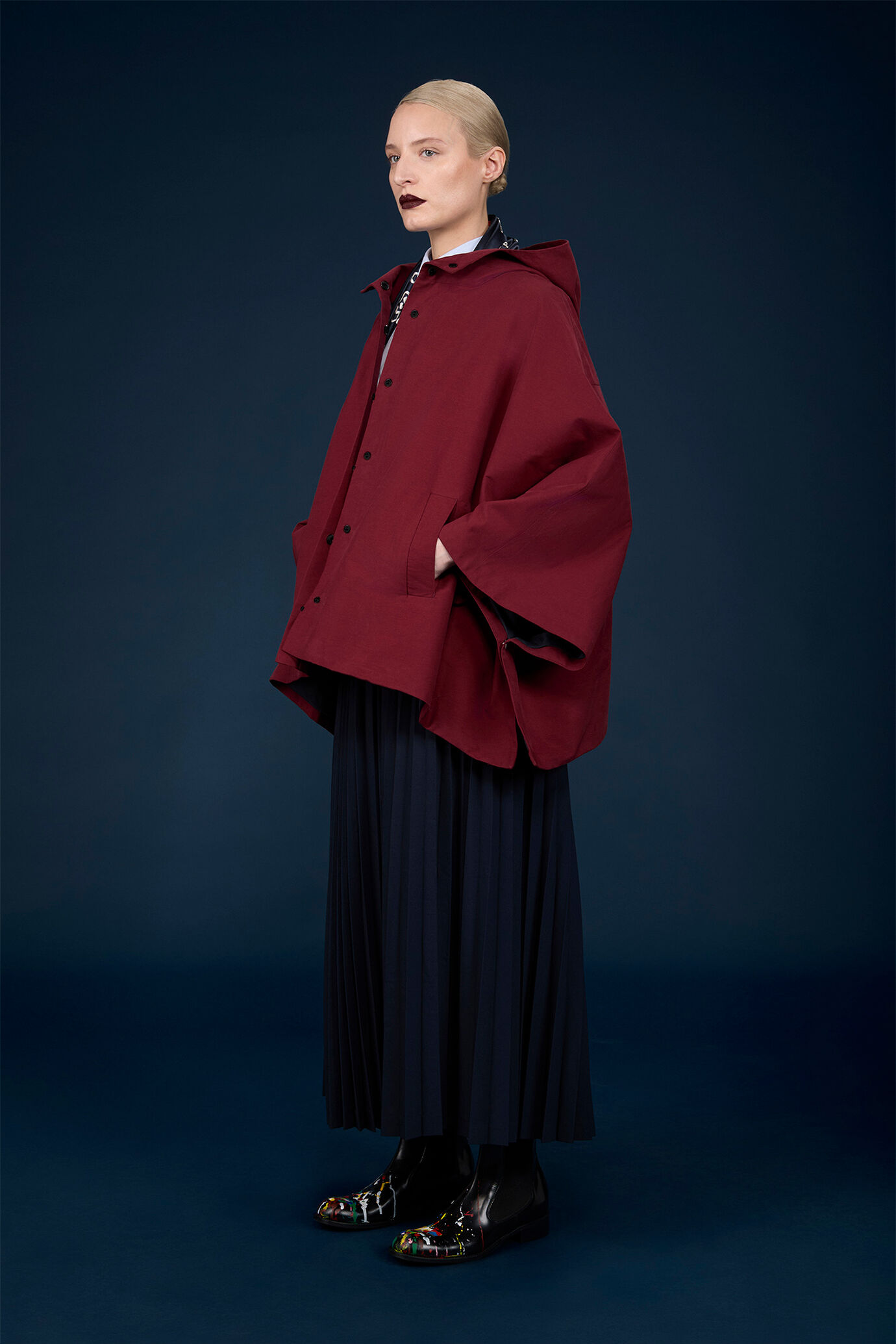 Cape avec capuche pour femme image number 0