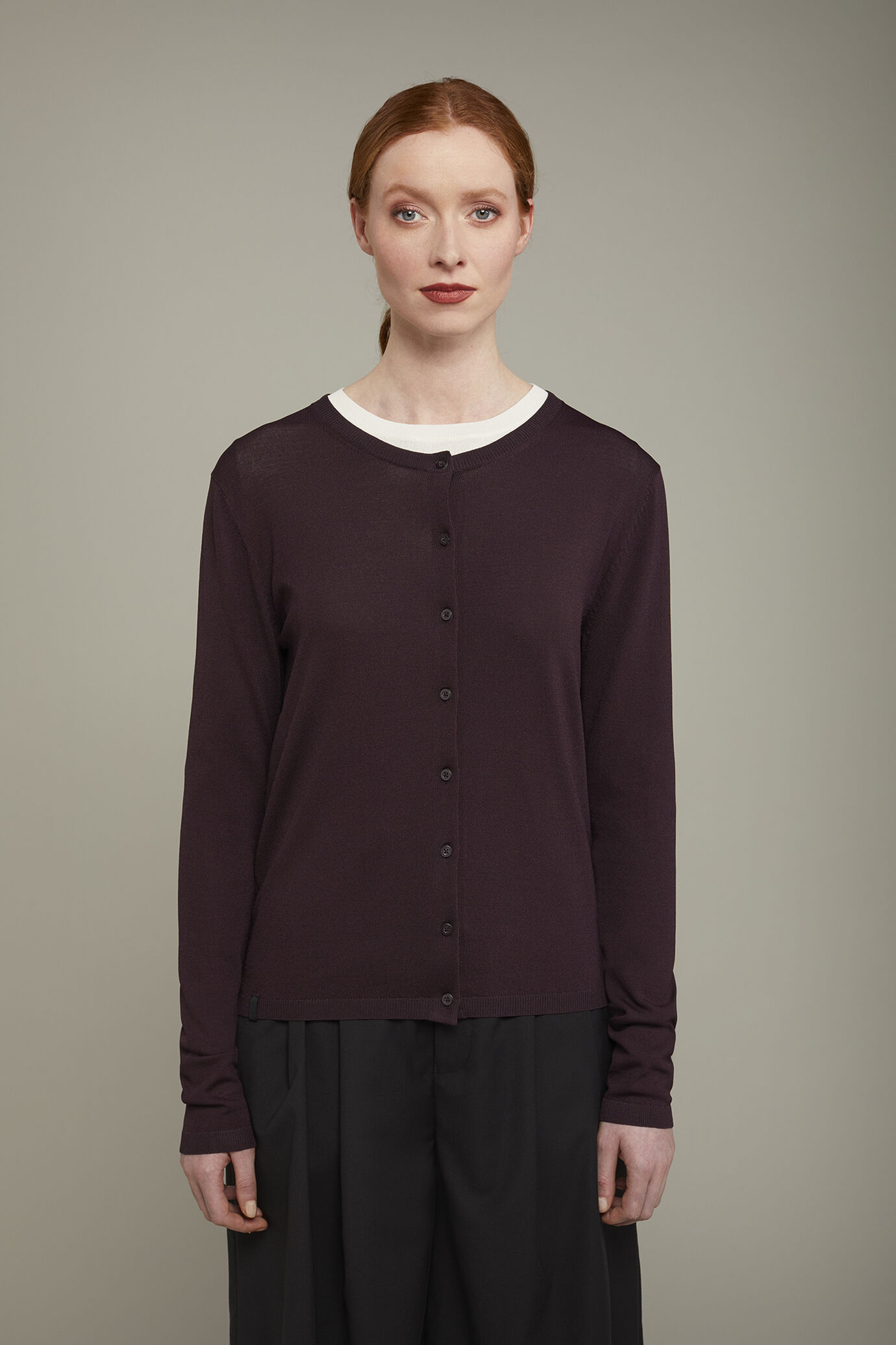 Strickjacke mit Rundhalsausschnitt für Damen in normaler Passform image number 2