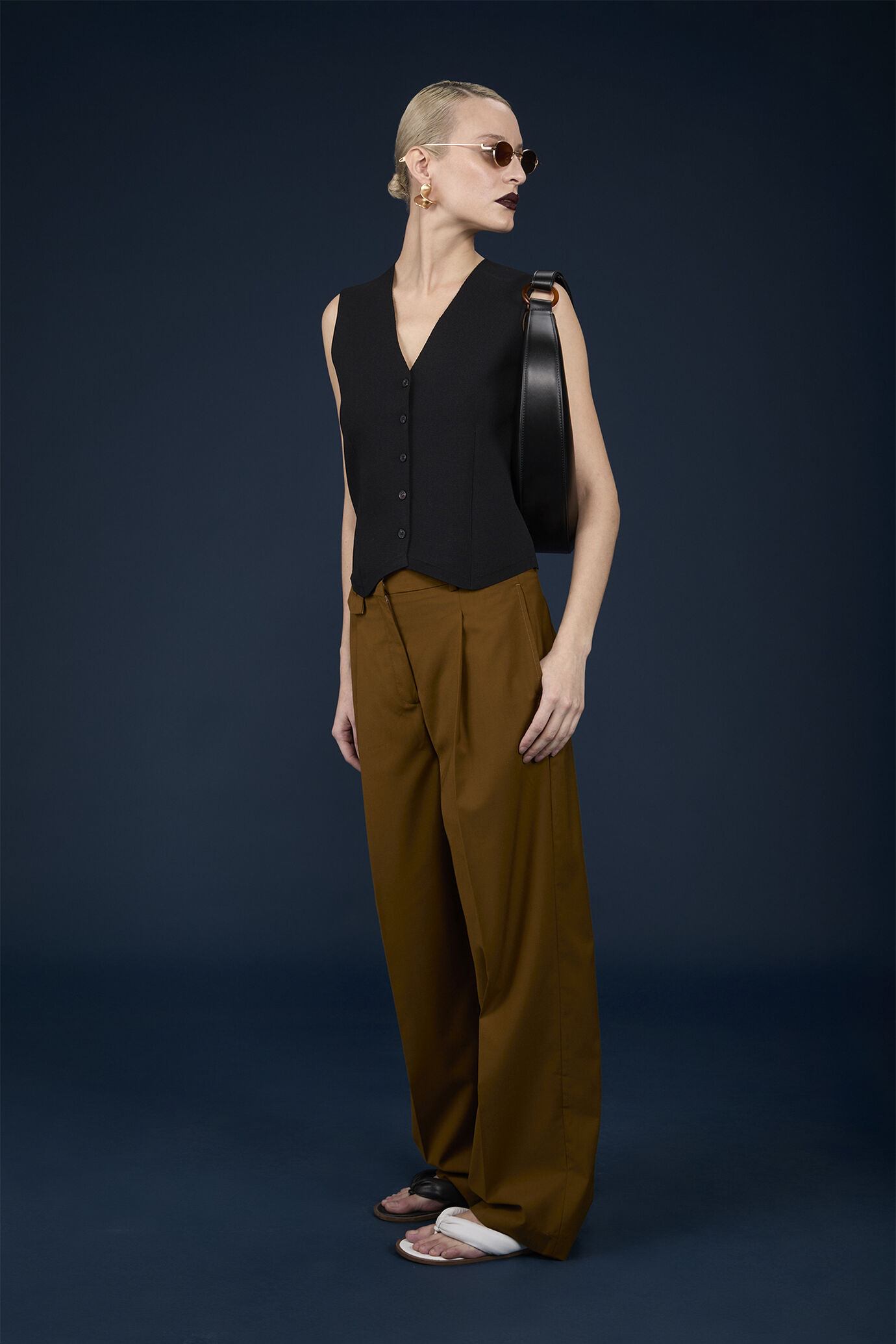 Women's knitted waistcoat