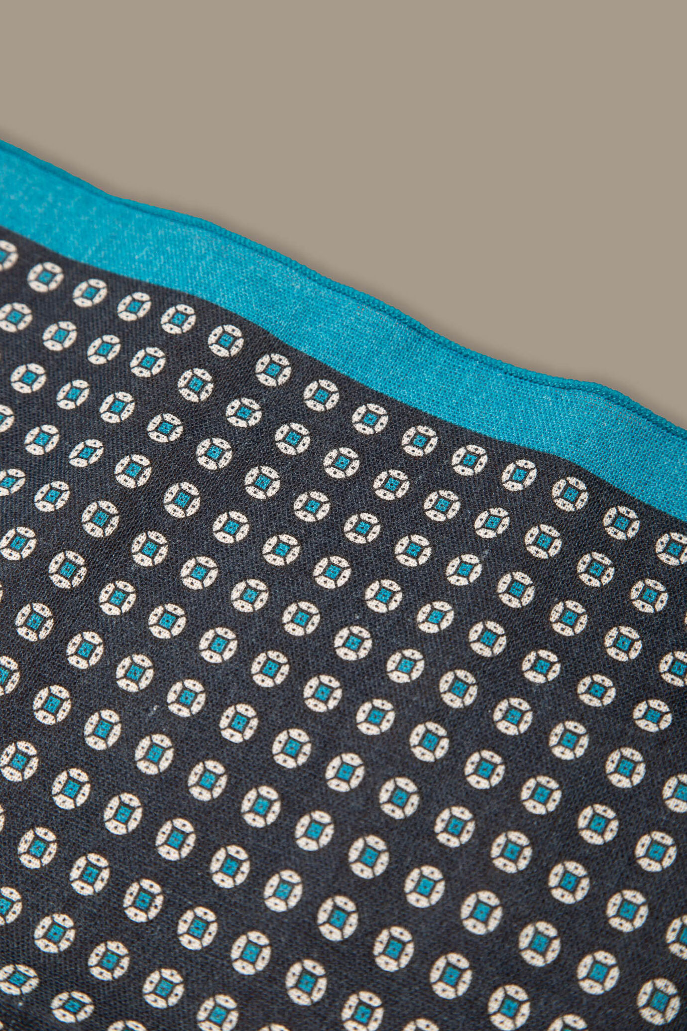 Fancy pochette image number 1