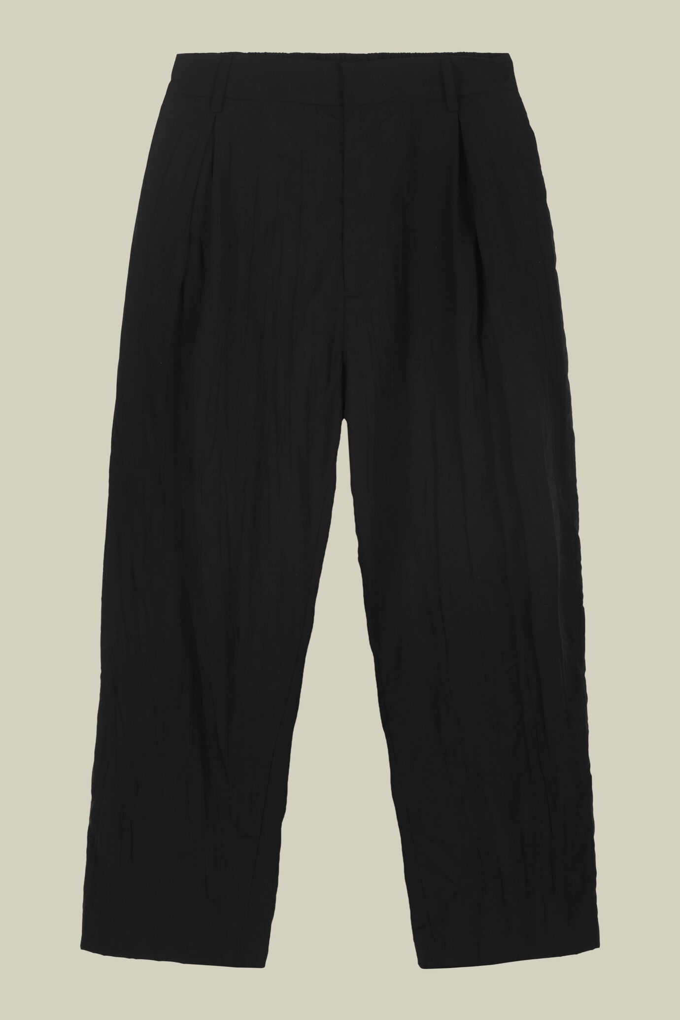 Pantalon pour femme, ligne ovoïde avec pinces et effet froissé image number 4