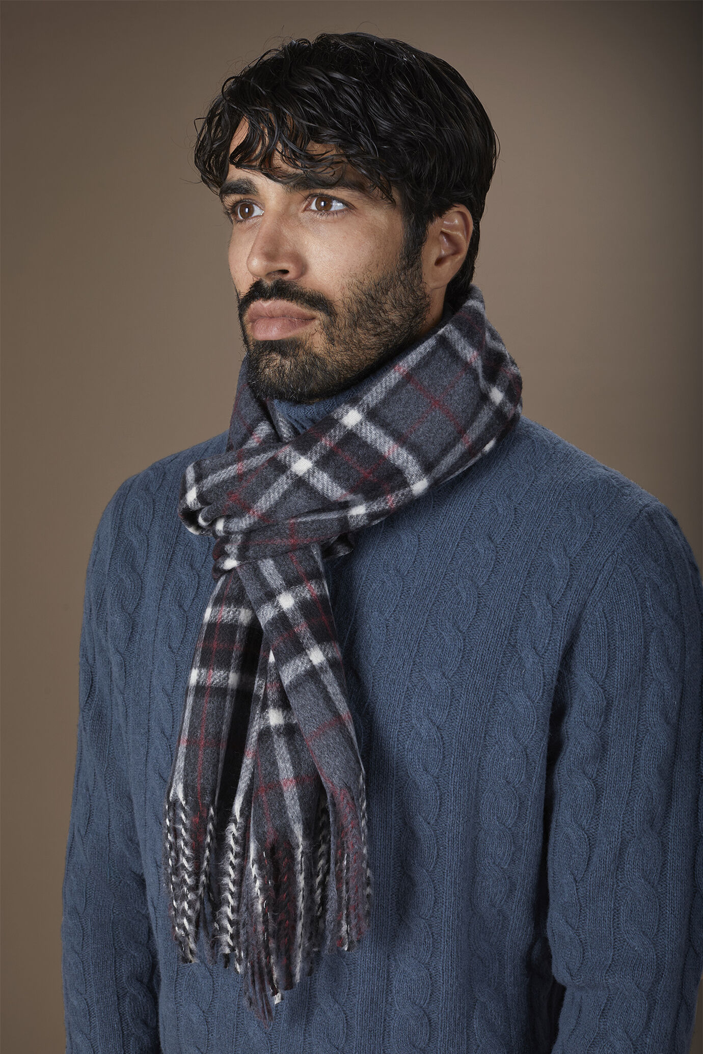 Men's checked pattern scarf