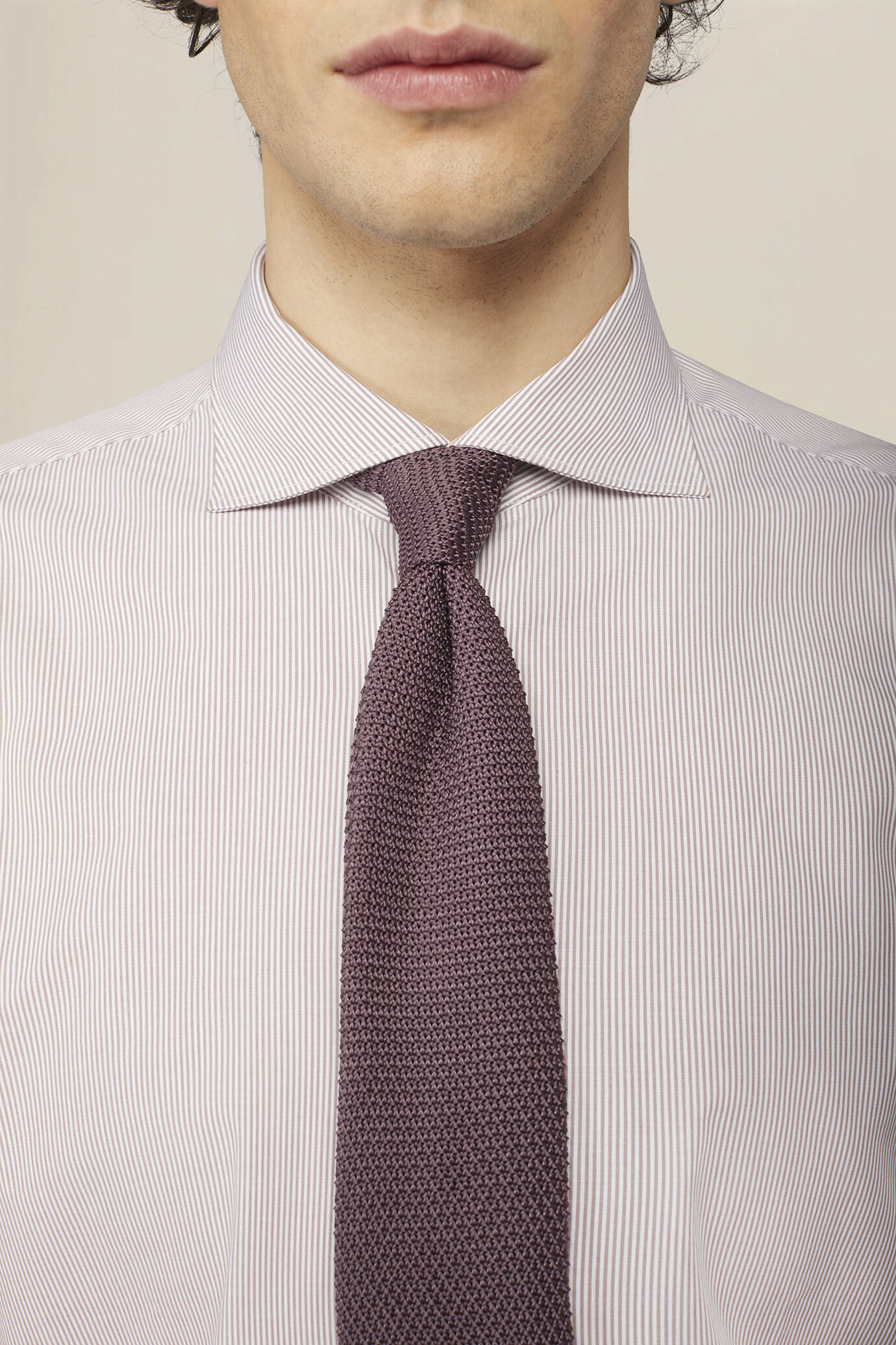 Men's 100% cotton dobby piqu&eacute; shirt image number 2