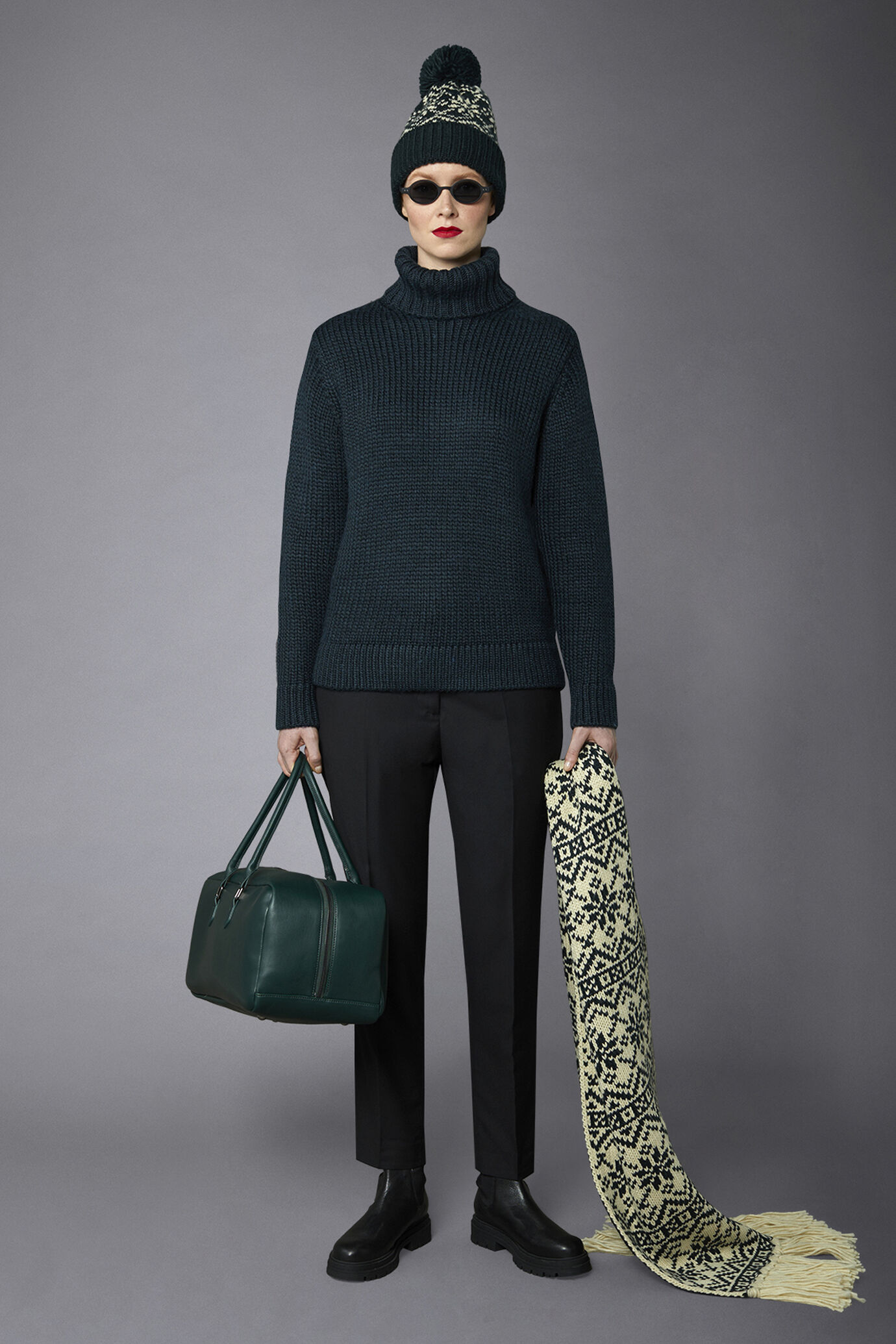 Women's wool-blend turtleneck sweater