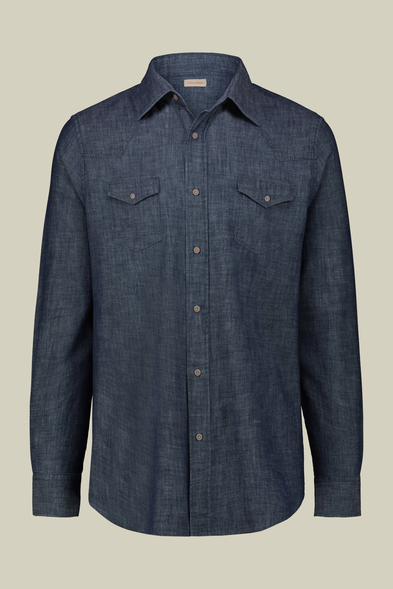 Camicia uomo casual collo classico con doppia tasca sul petto tessuto chambray image number 4