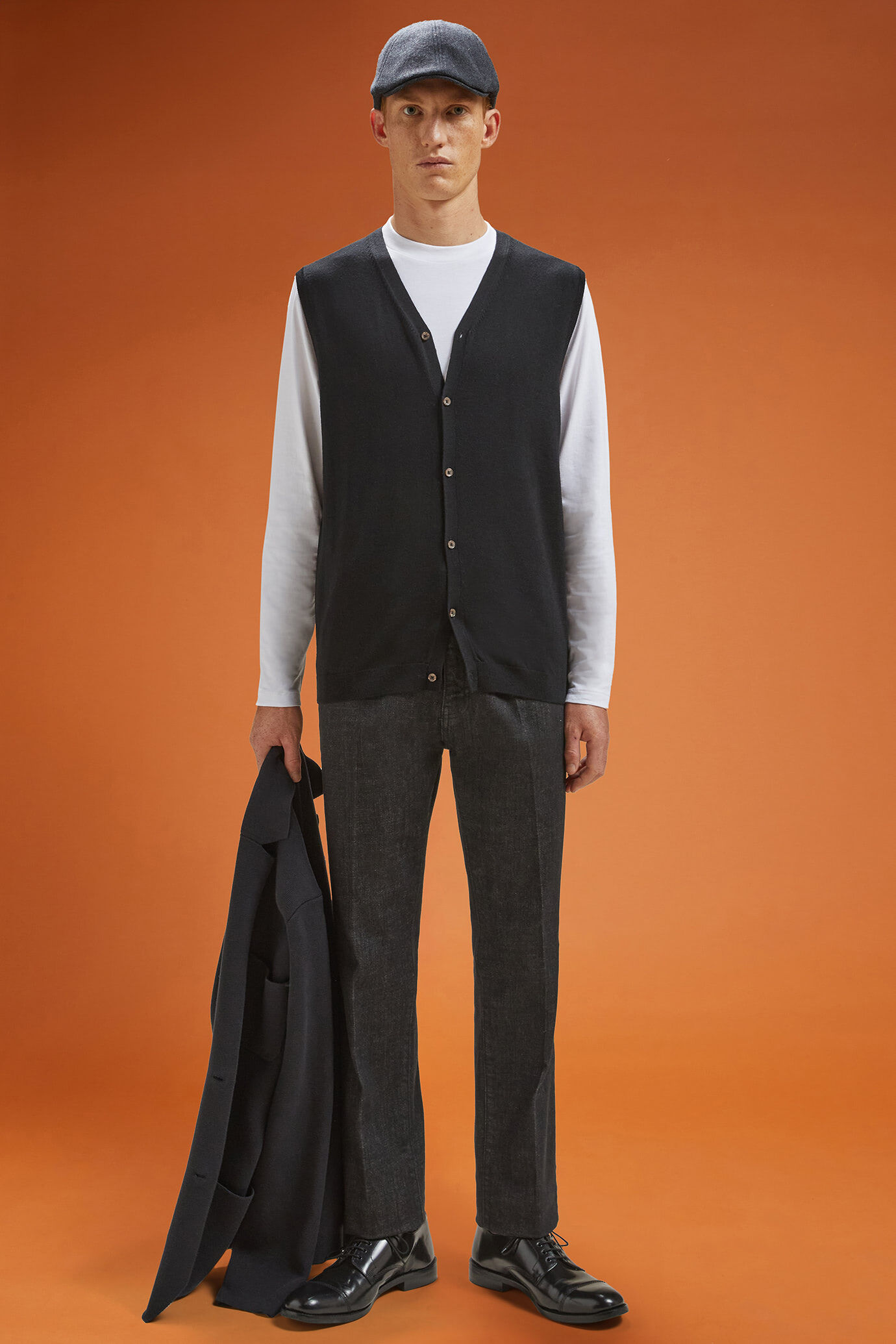 新品　BRIEFING　MENS FINE MERINO V KECK VEST Merino V-Neck Vest | UNIQLO US