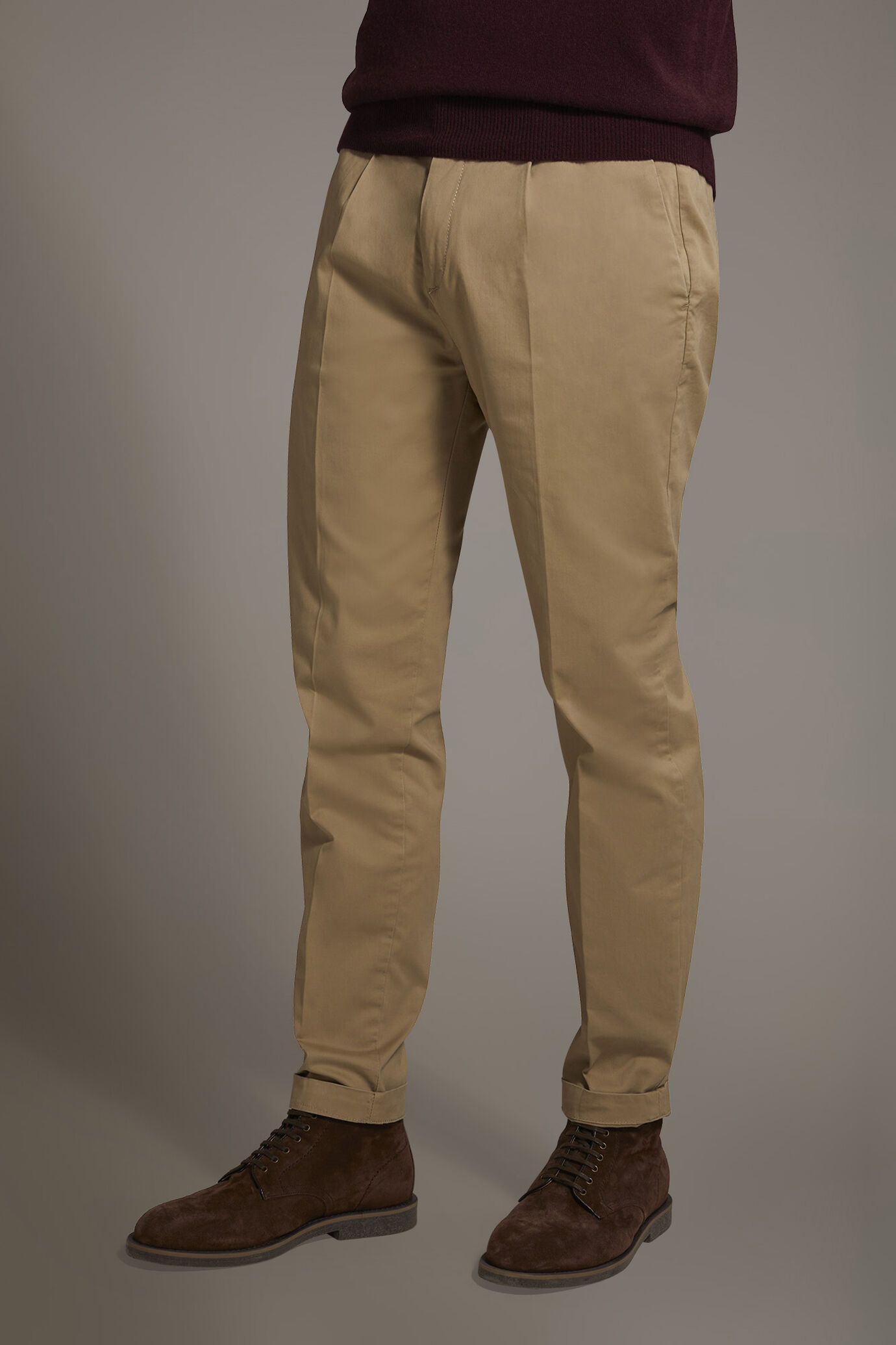 Pantalone chino uomo con pinces singola image number 2