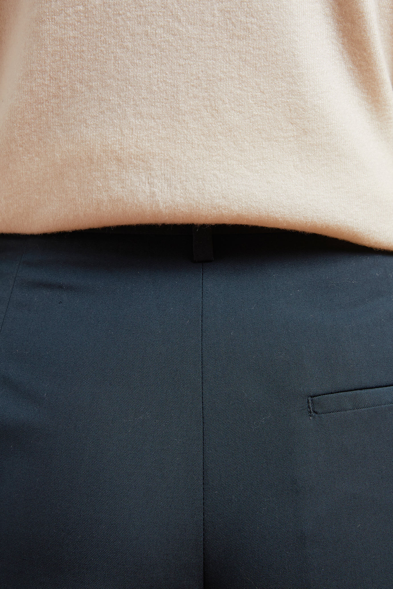 Pantalone classico donna con gamba larga regular fit image number 4
