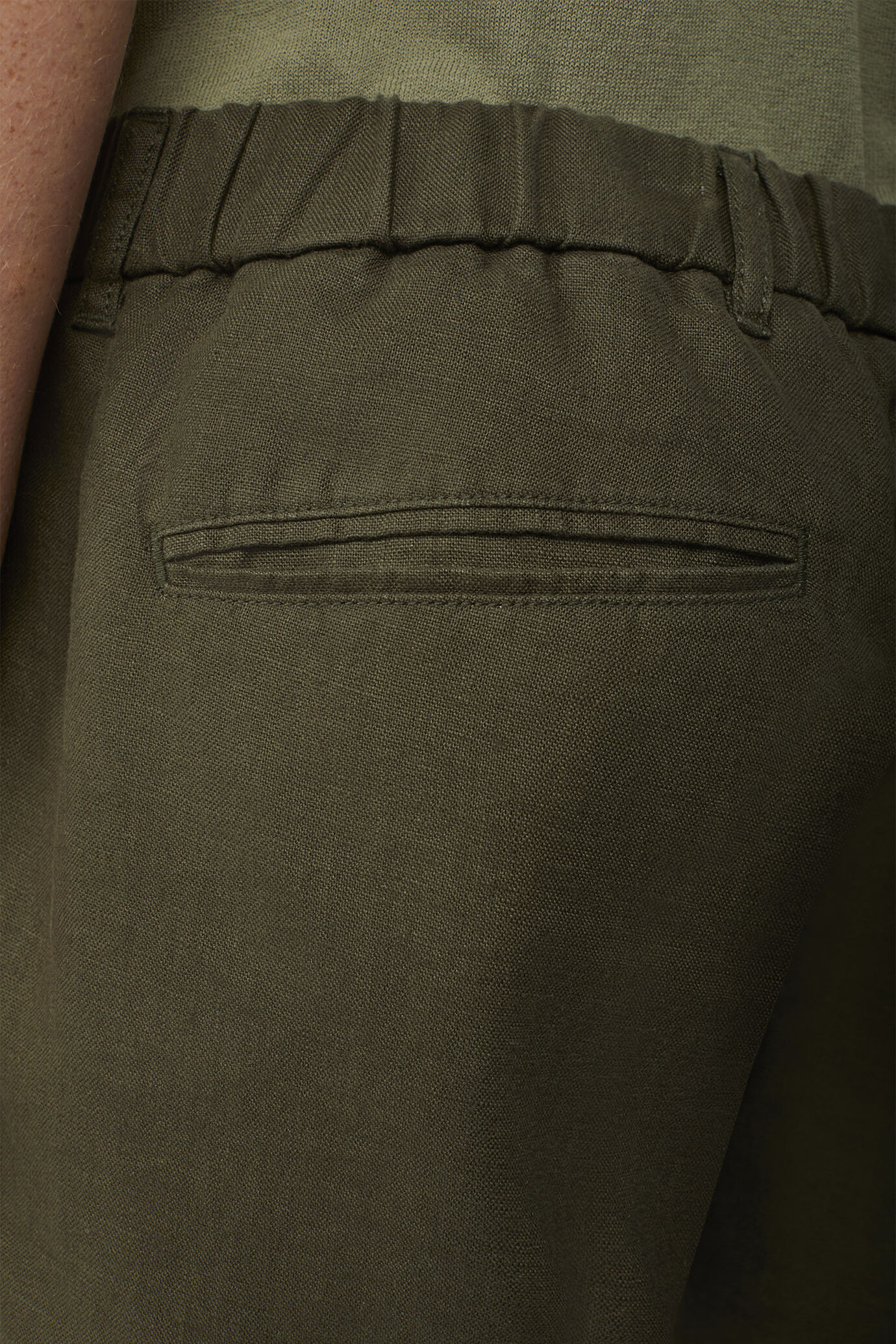 Men's 100% linen Bermuda shorts, regular fit image number 3
