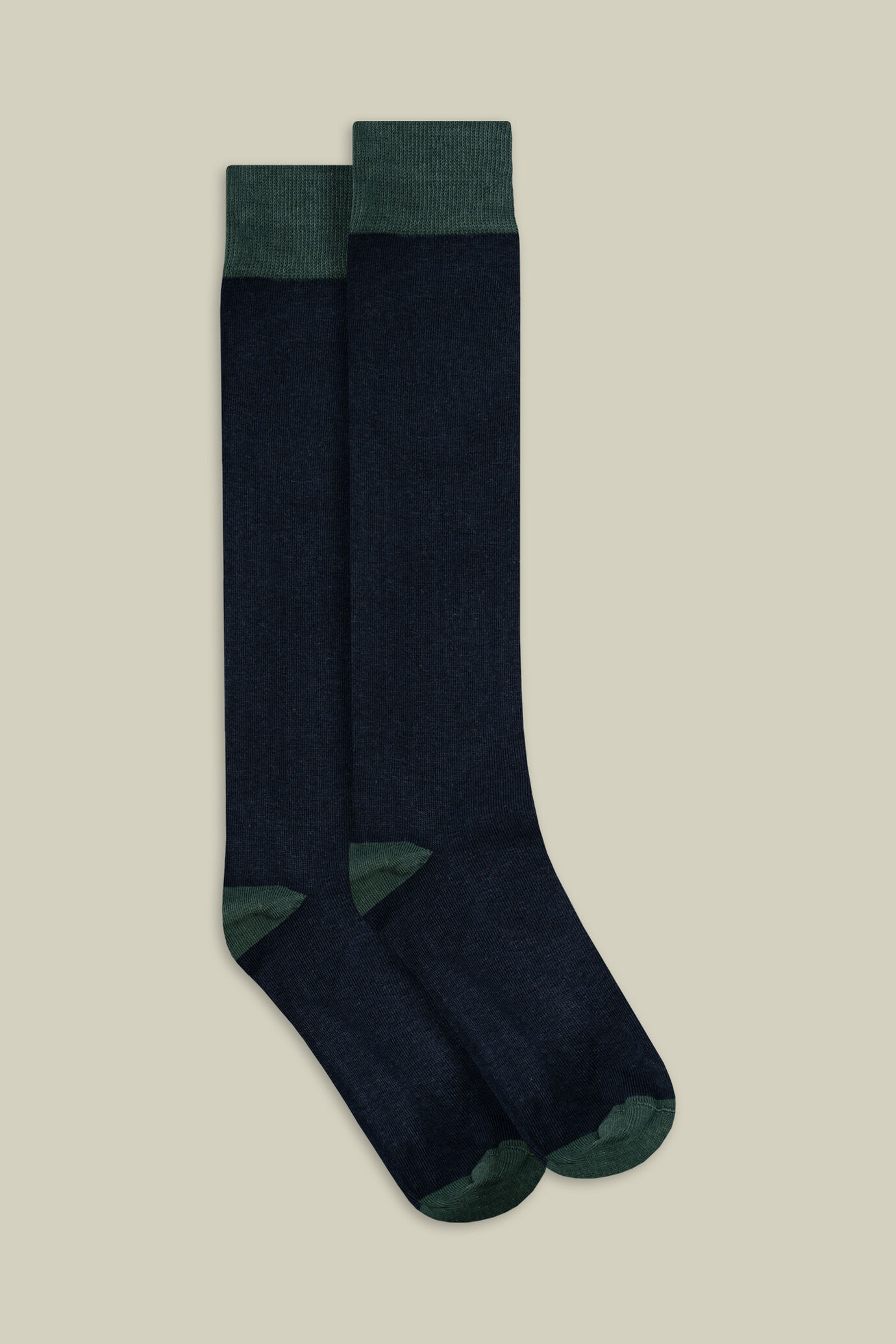 Two-tone men's plain knit socks image number 0