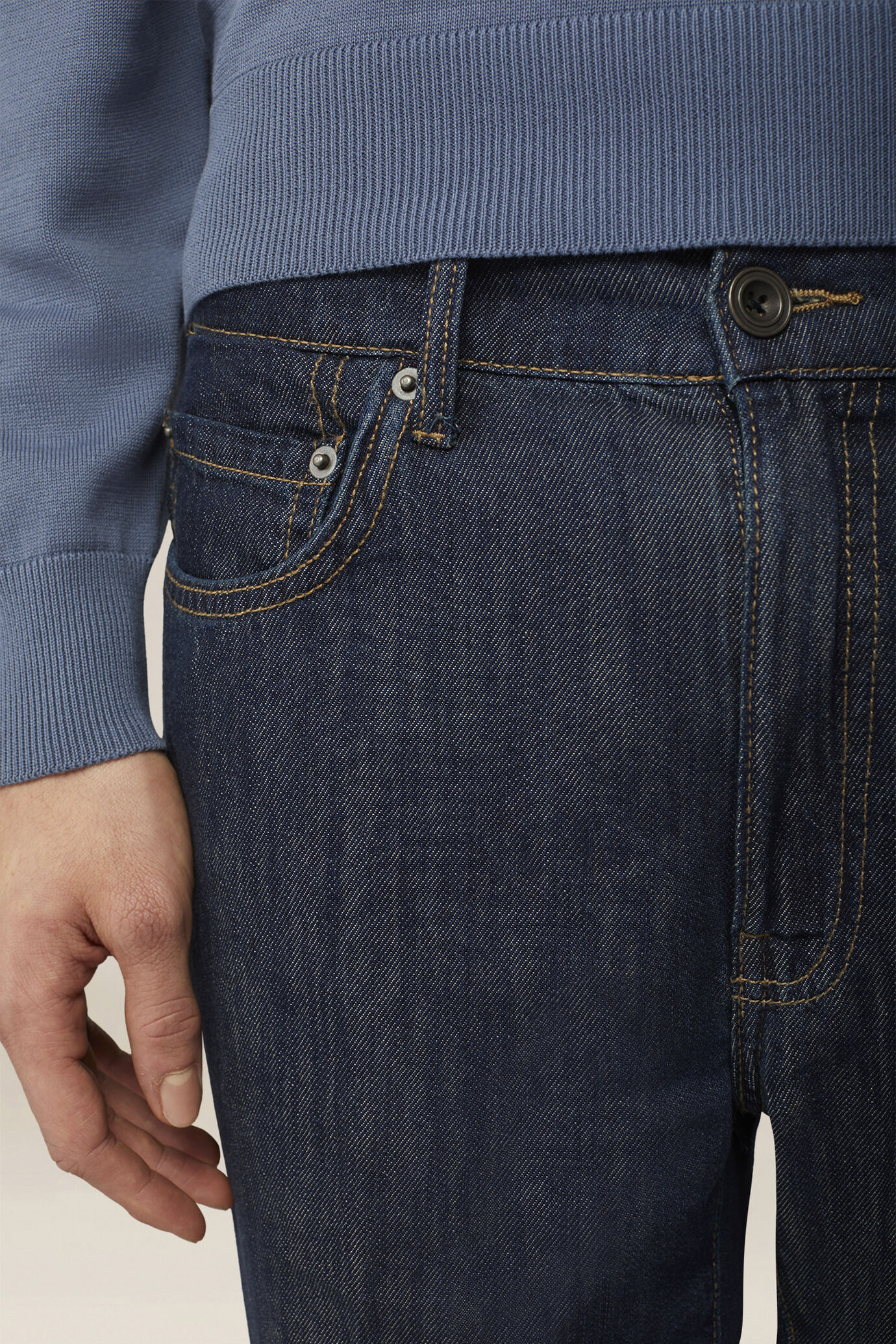 Men's 5-pocket jeans image number 2