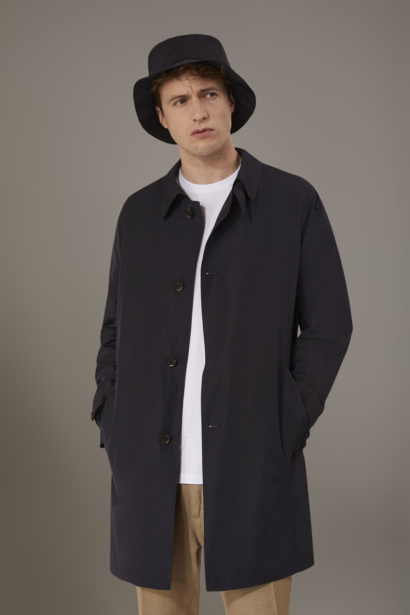 Tech raincoat with fisherman hat image number 1