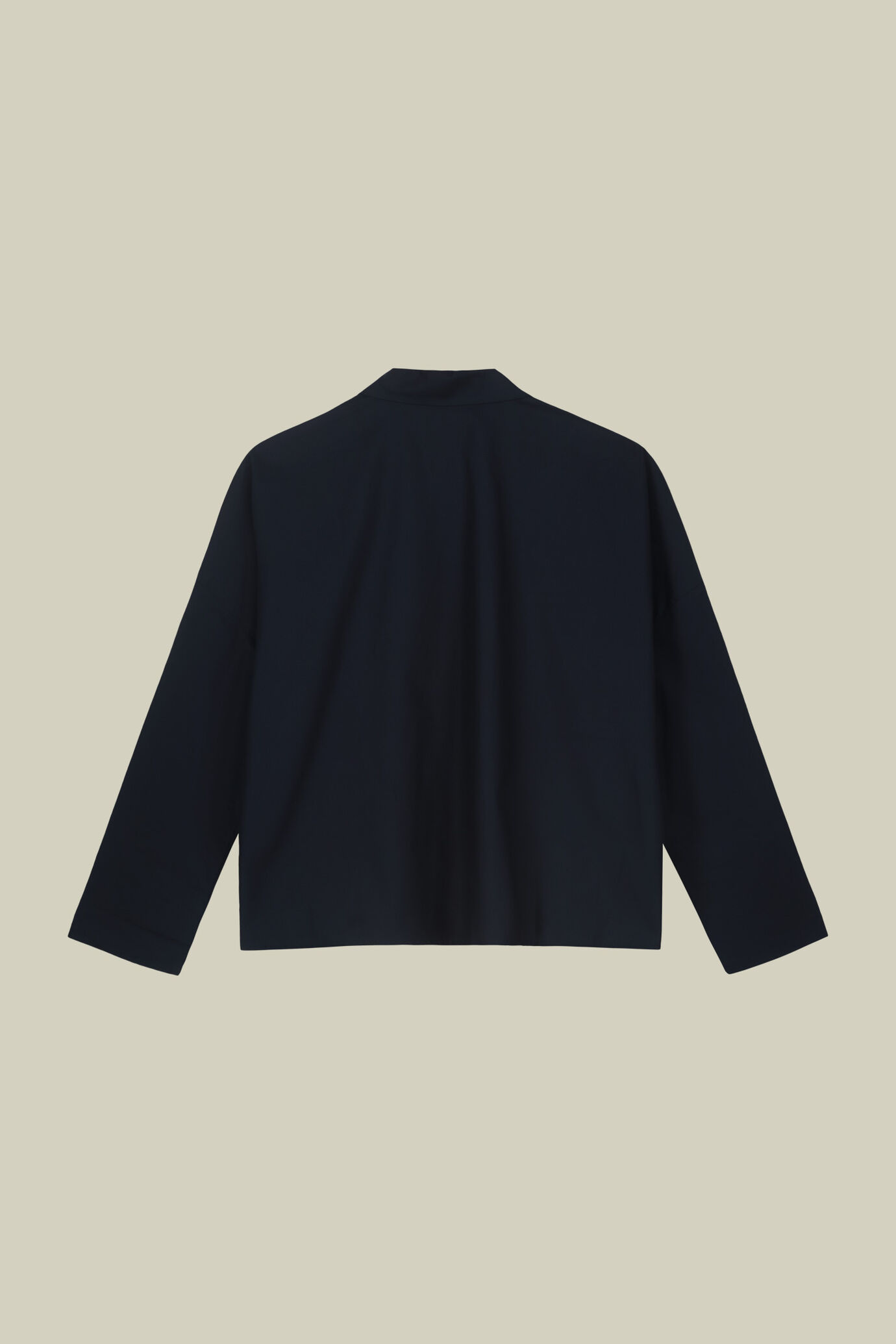 Women's boxy shirt with long sleeves image number 5