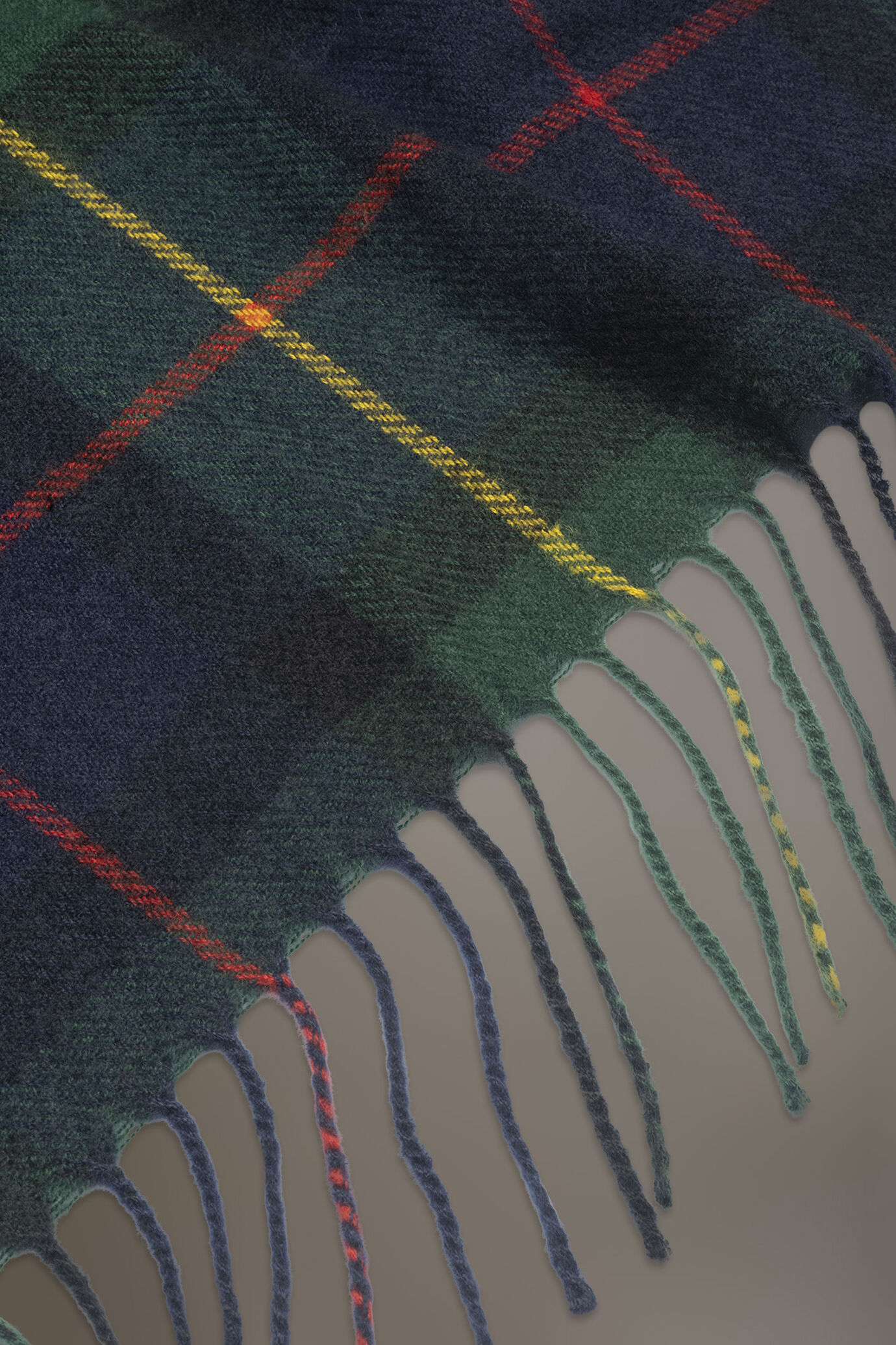 Tartan design shawl image number 1